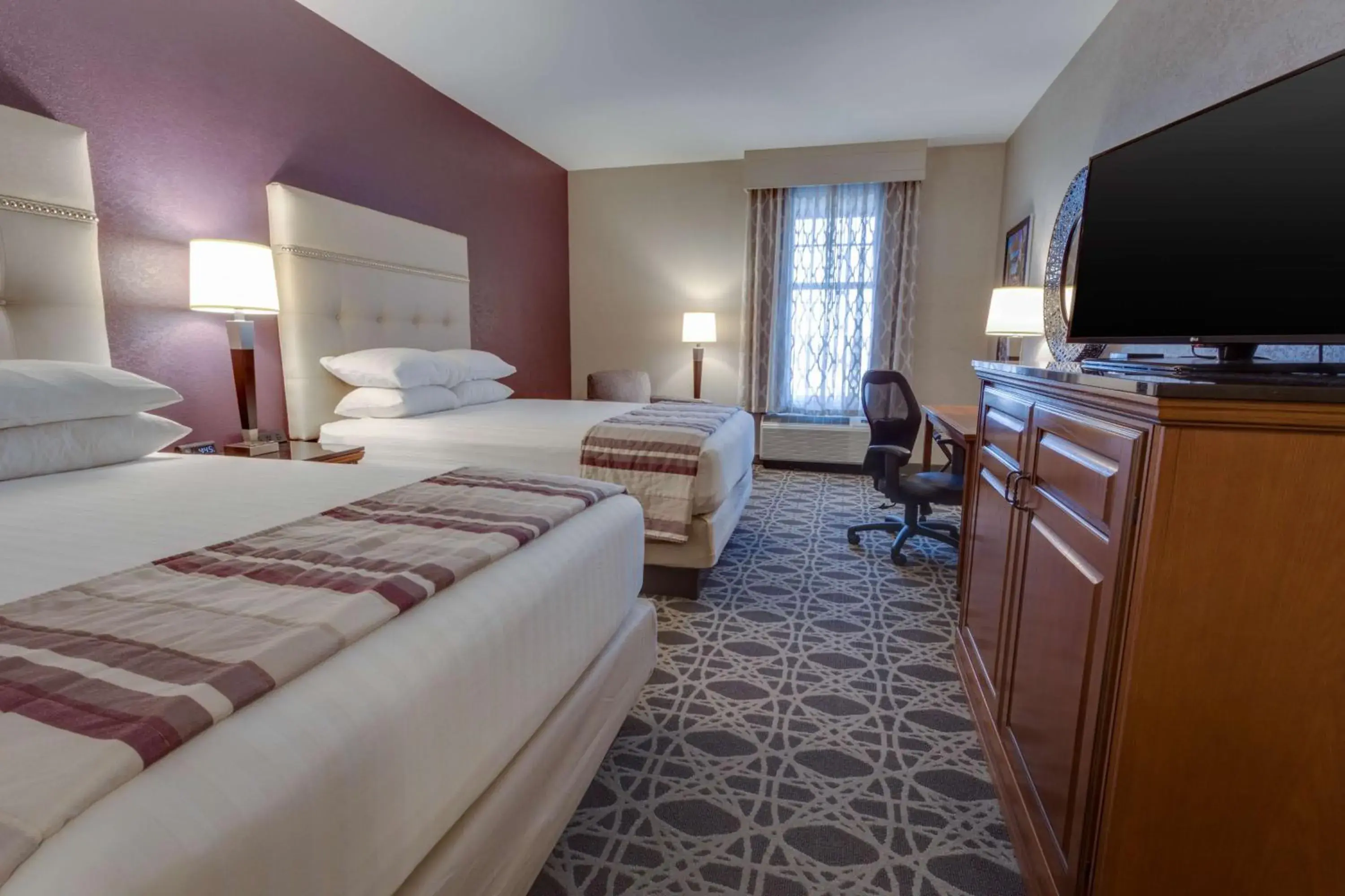 Superior Queen Room with Two Queen Beds in Drury Inn & Suites Las Cruces Superior Queen Room with Two Queen Beds in Drury Inn & Suites Las Cruces