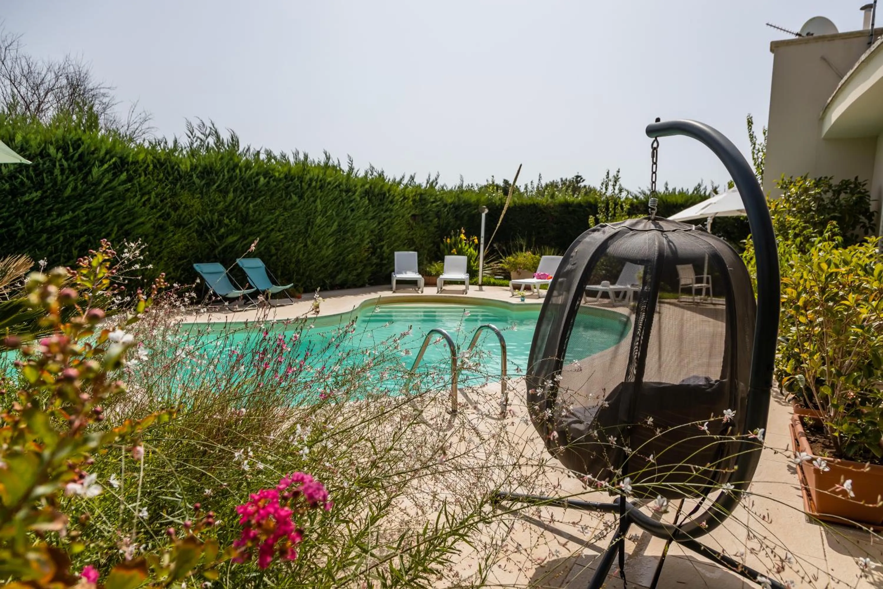Swimming pool in La Collina di Montegrappa - Suites with Heated Private Pool - Suites with Shared Pool
