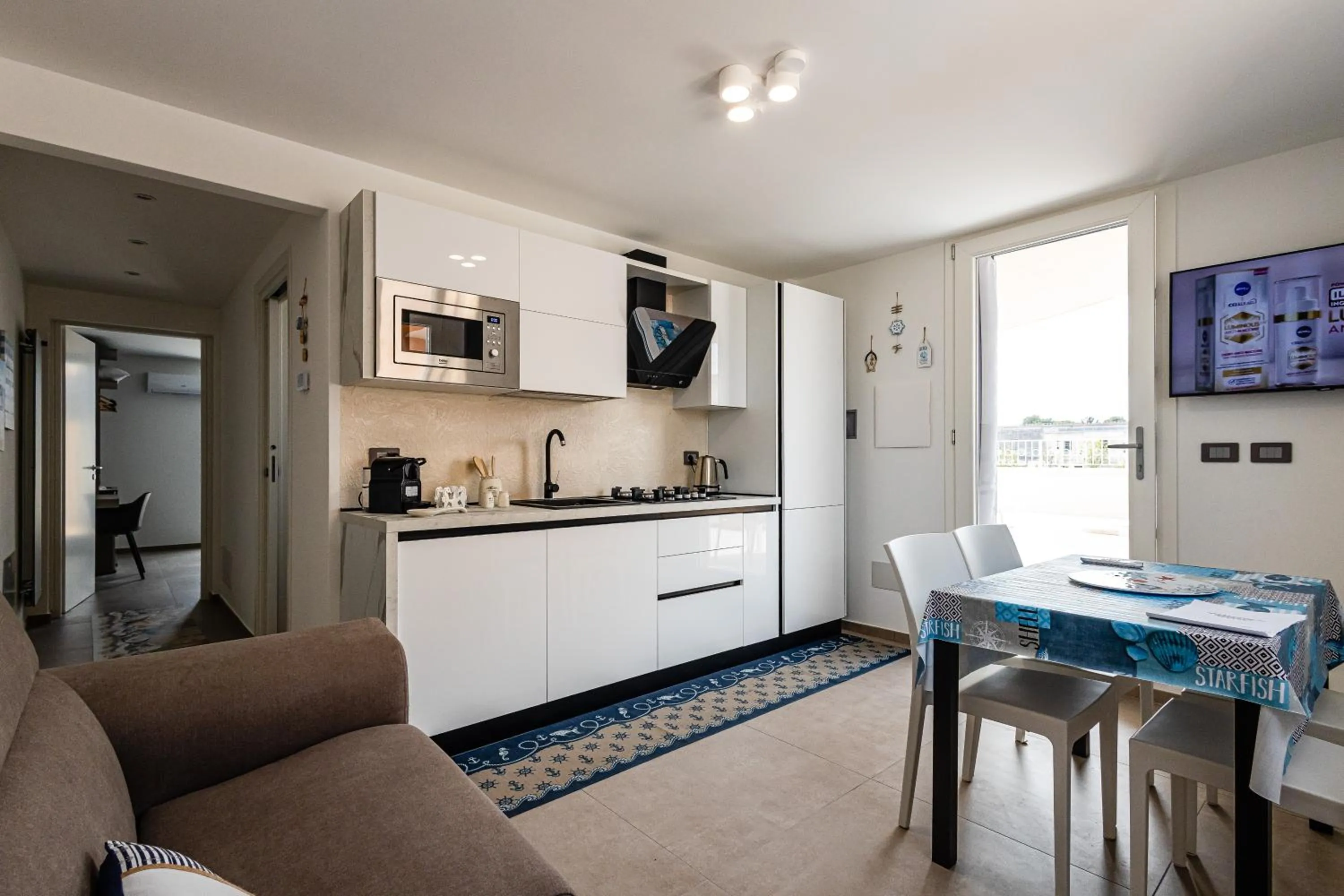 Coffee/tea facilities in La Collina di Montegrappa - Suites with Heated Private Pool - Suites with Shared Pool