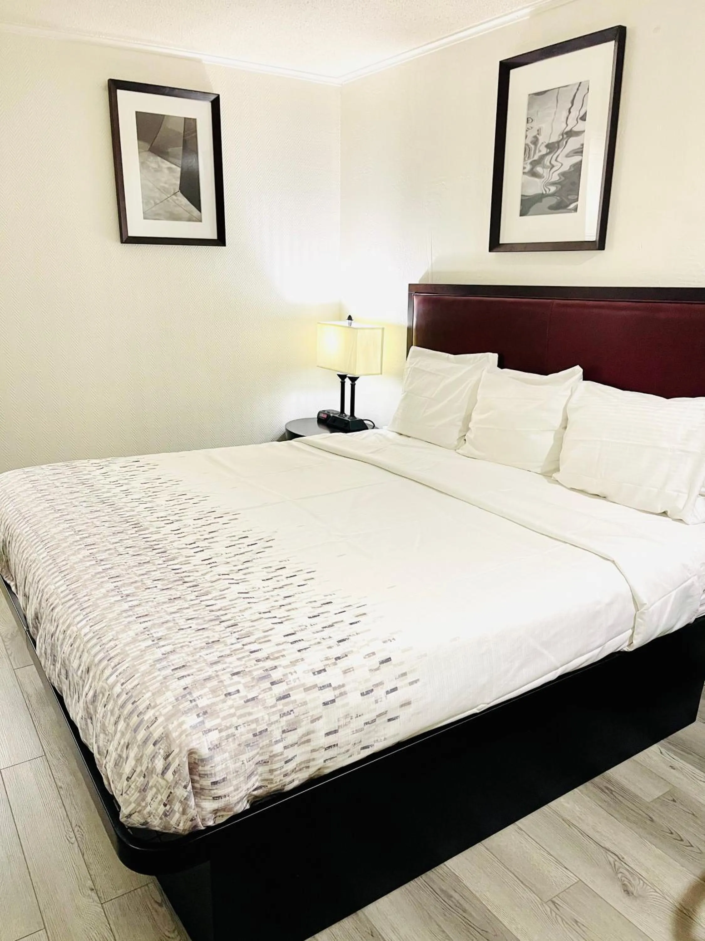 Bed in Baymont by Wyndham El Dorado