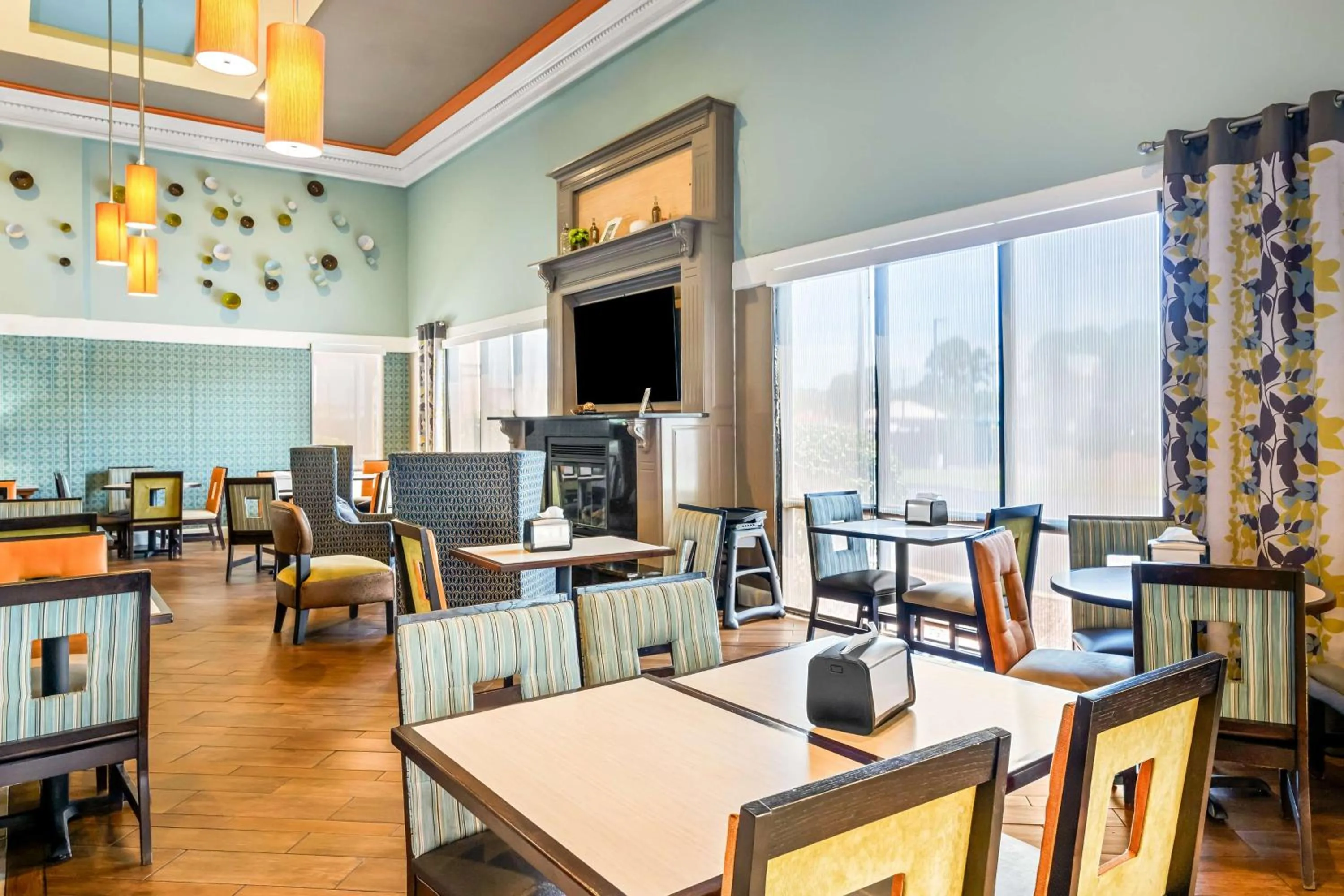 Breakfast in Best Western Executive Suites