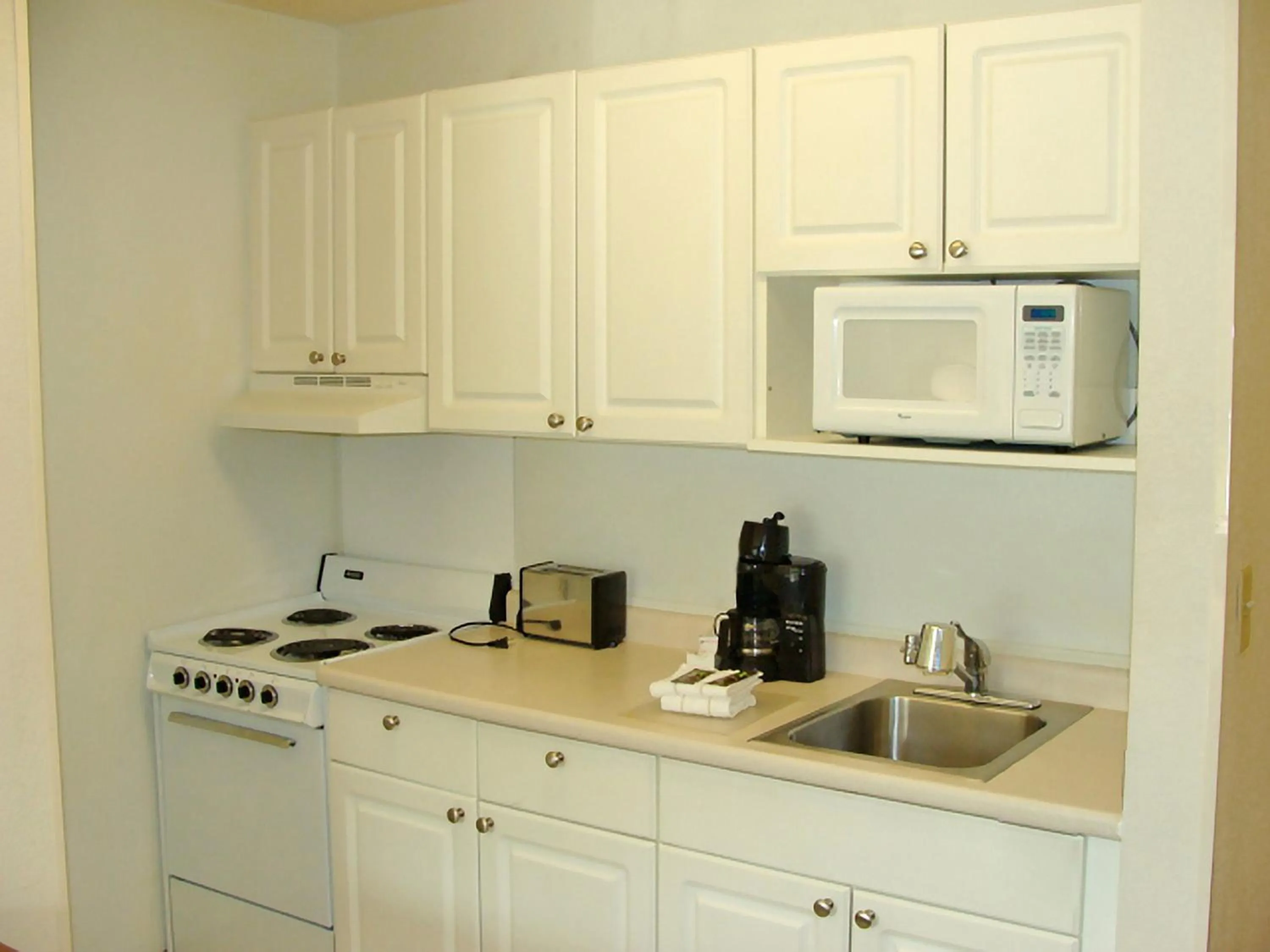 Kitchen or kitchenette in Extended Stay America Suites - Cleveland - Westlake