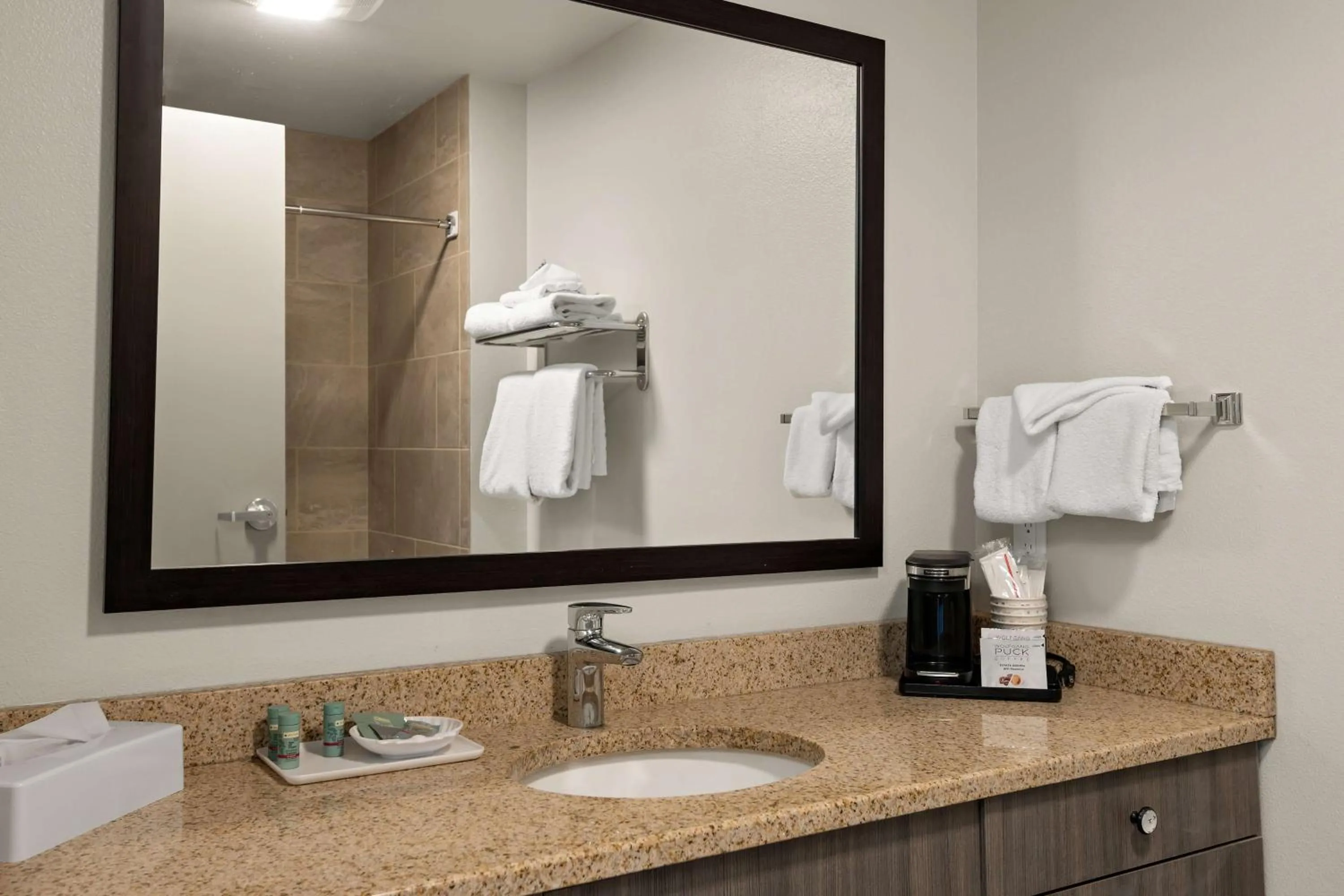 Bathroom in Best Western Inn at Face Rock