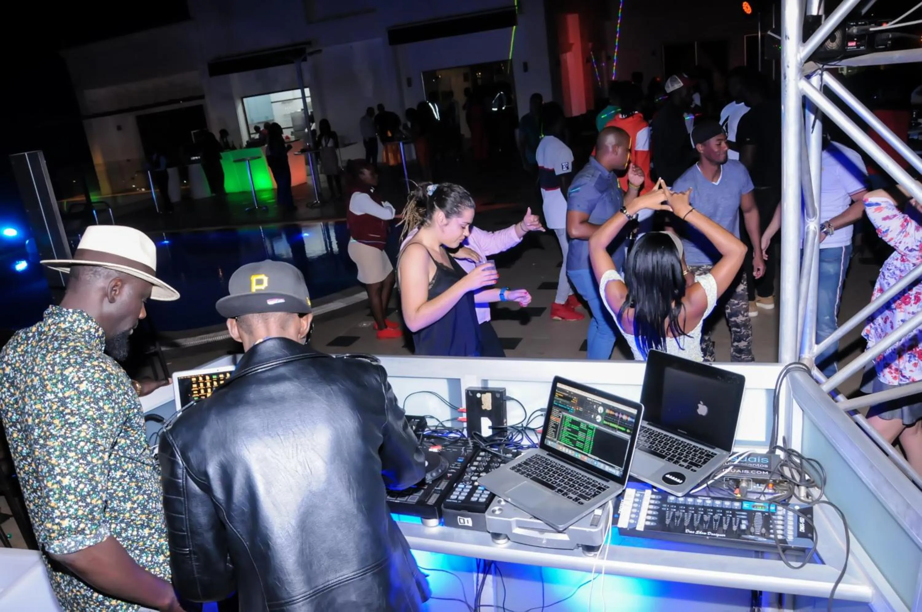 Swimming pool in Bissau Royal Hotel