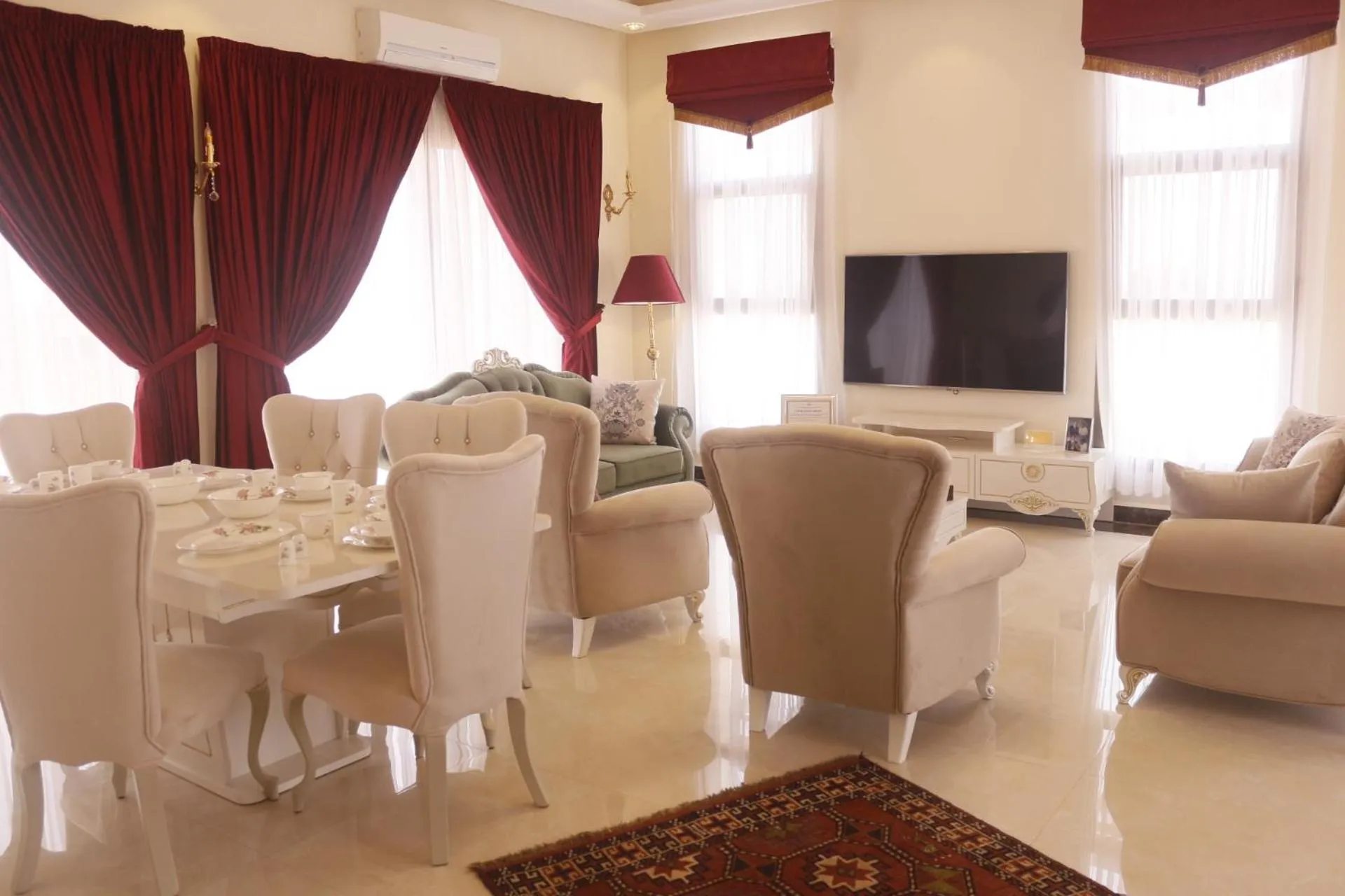 Seating area in Bissau Royal Hotel
