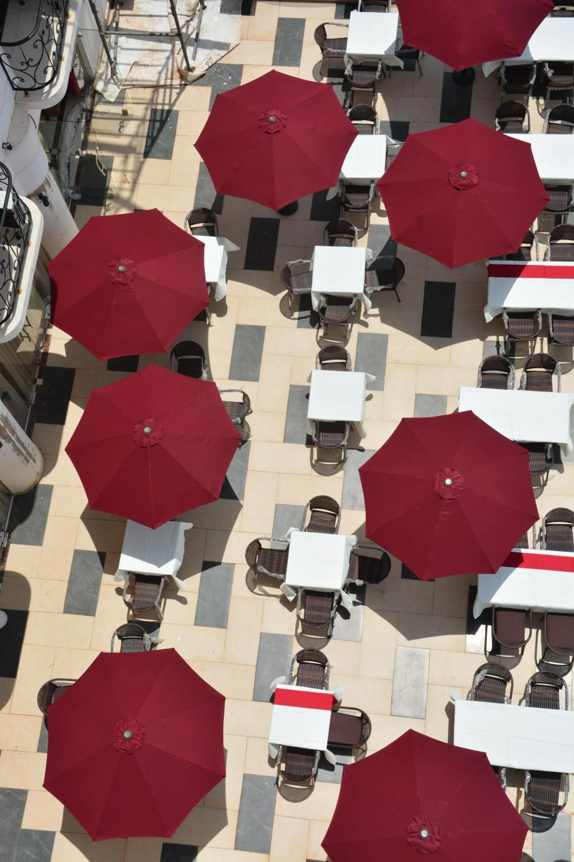 Restaurant/places to eat in Bissau Royal Hotel