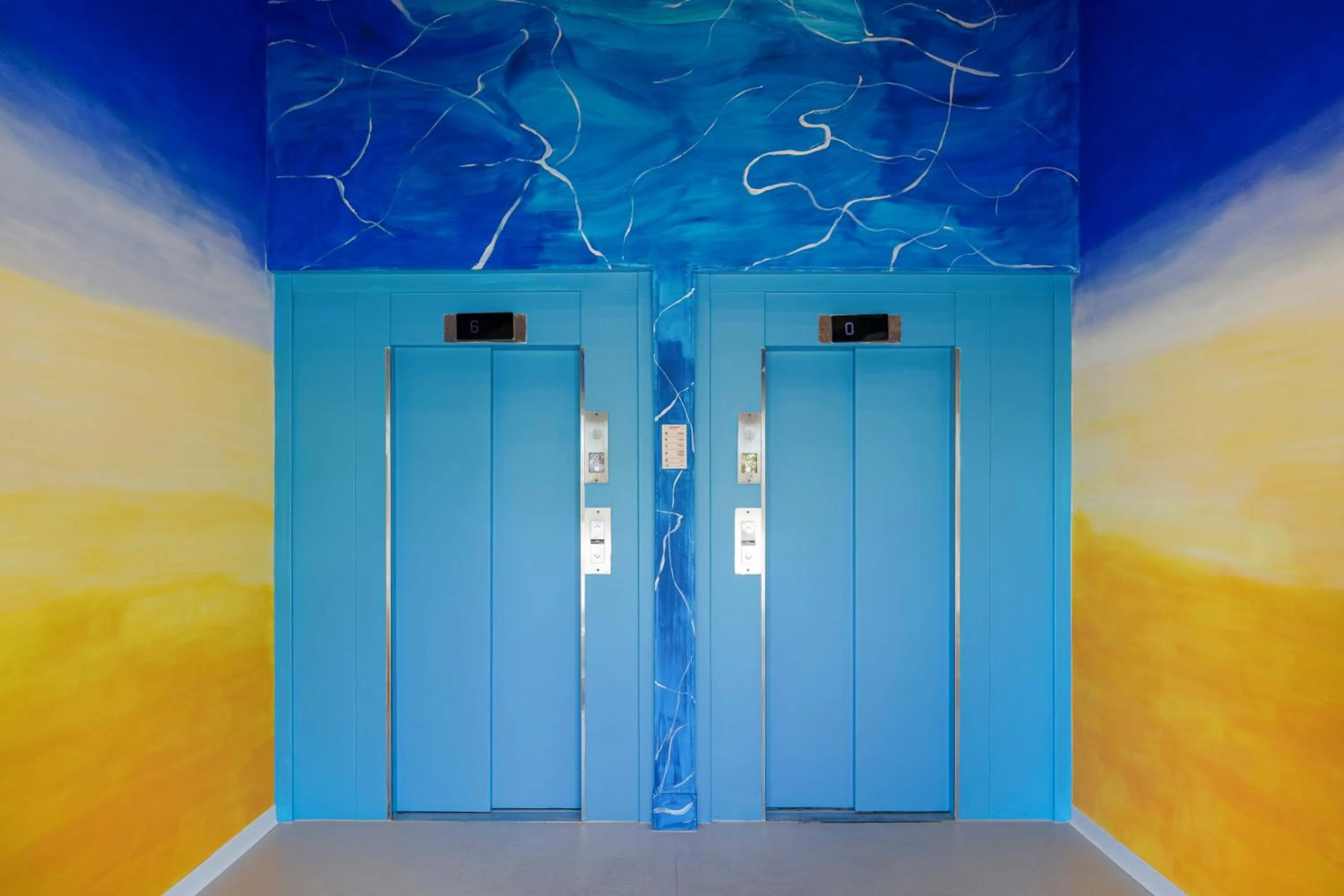 Facade/entrance in Greet Hotel Nice Aéroport Promenade des Anglais