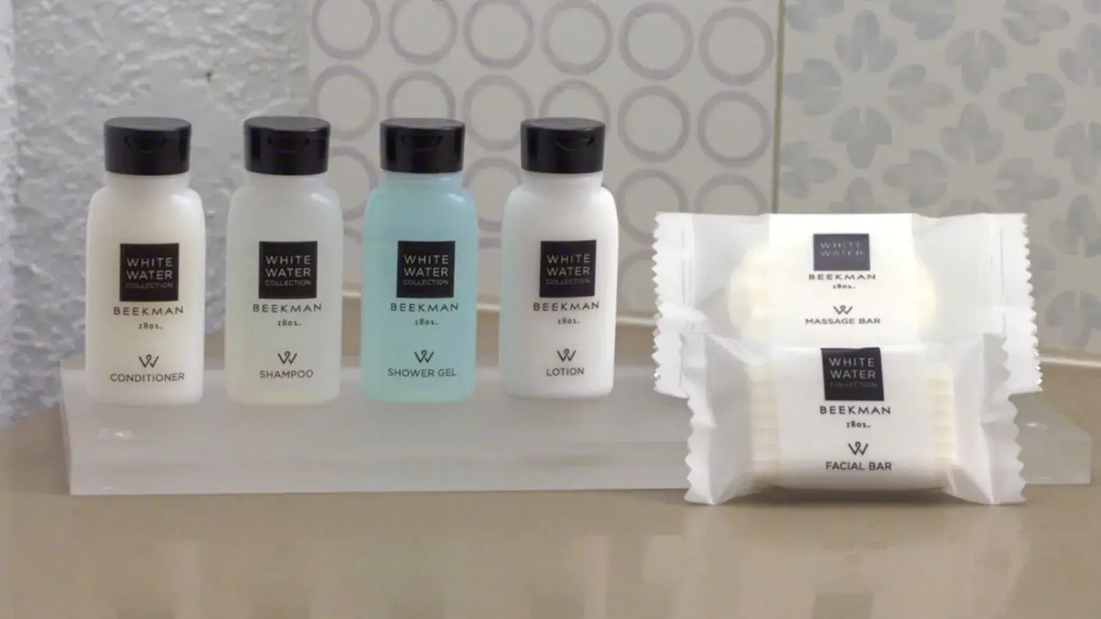 King Room - Non-Smoking in Country Inn & Suites by Radisson, Wilson, NC King Room - Non-Smoking in Country Inn & Suites by Radisson, Wilson, NC