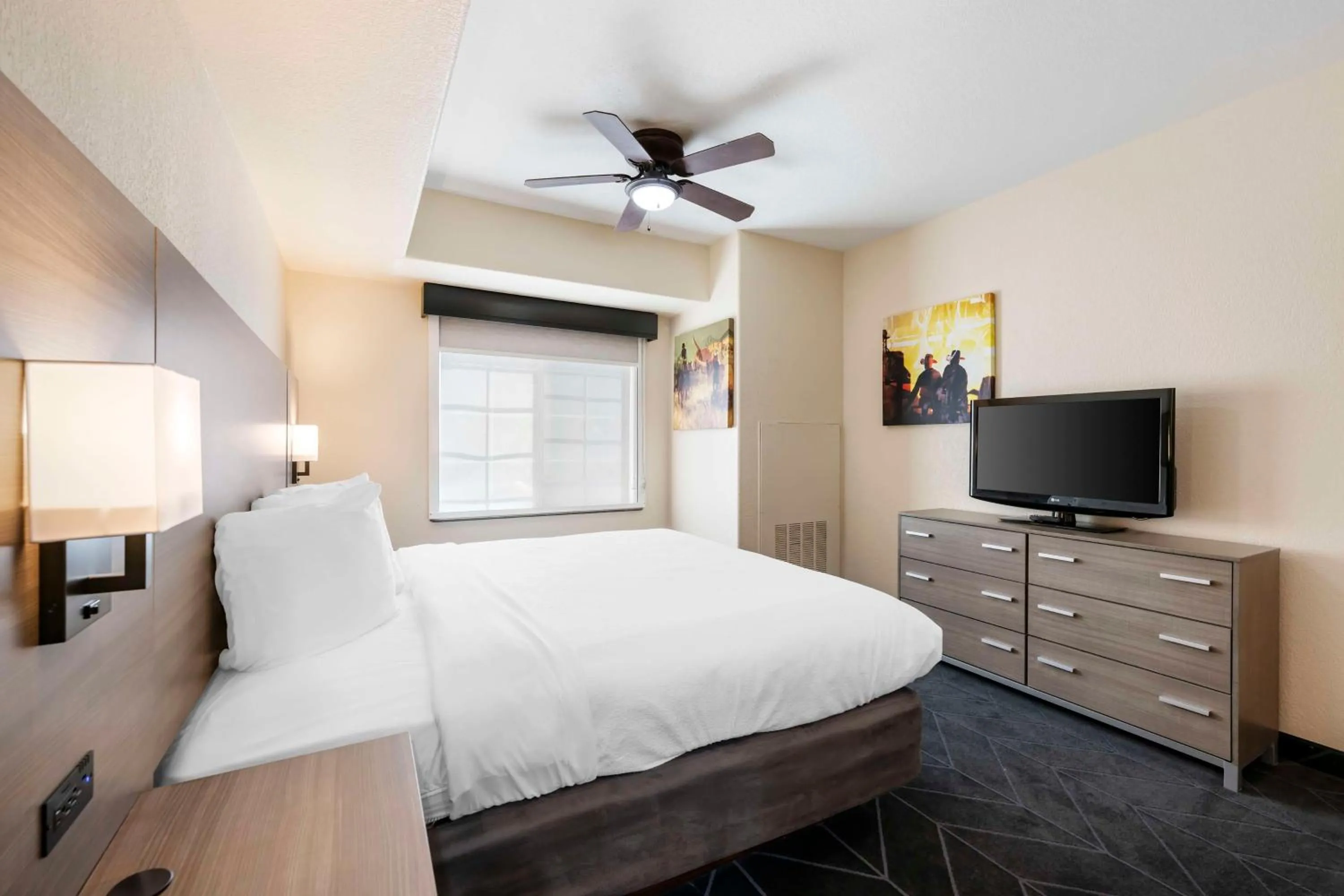 Bedroom, Bed in Best Western Lubbock West Inn & Suites