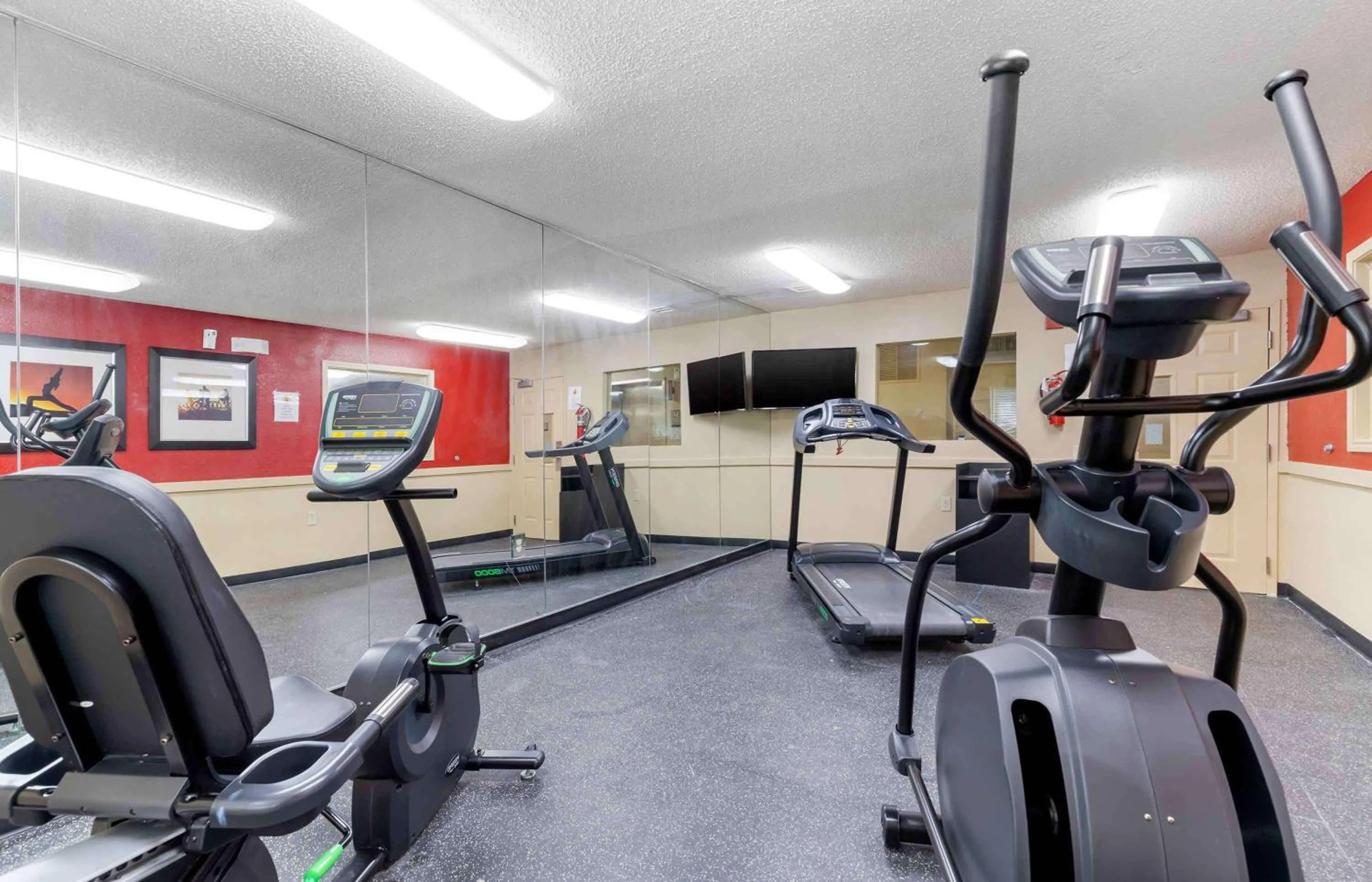 Fitness centre/facilities in Extended Stay America Suites - Corpus Christi - Staples