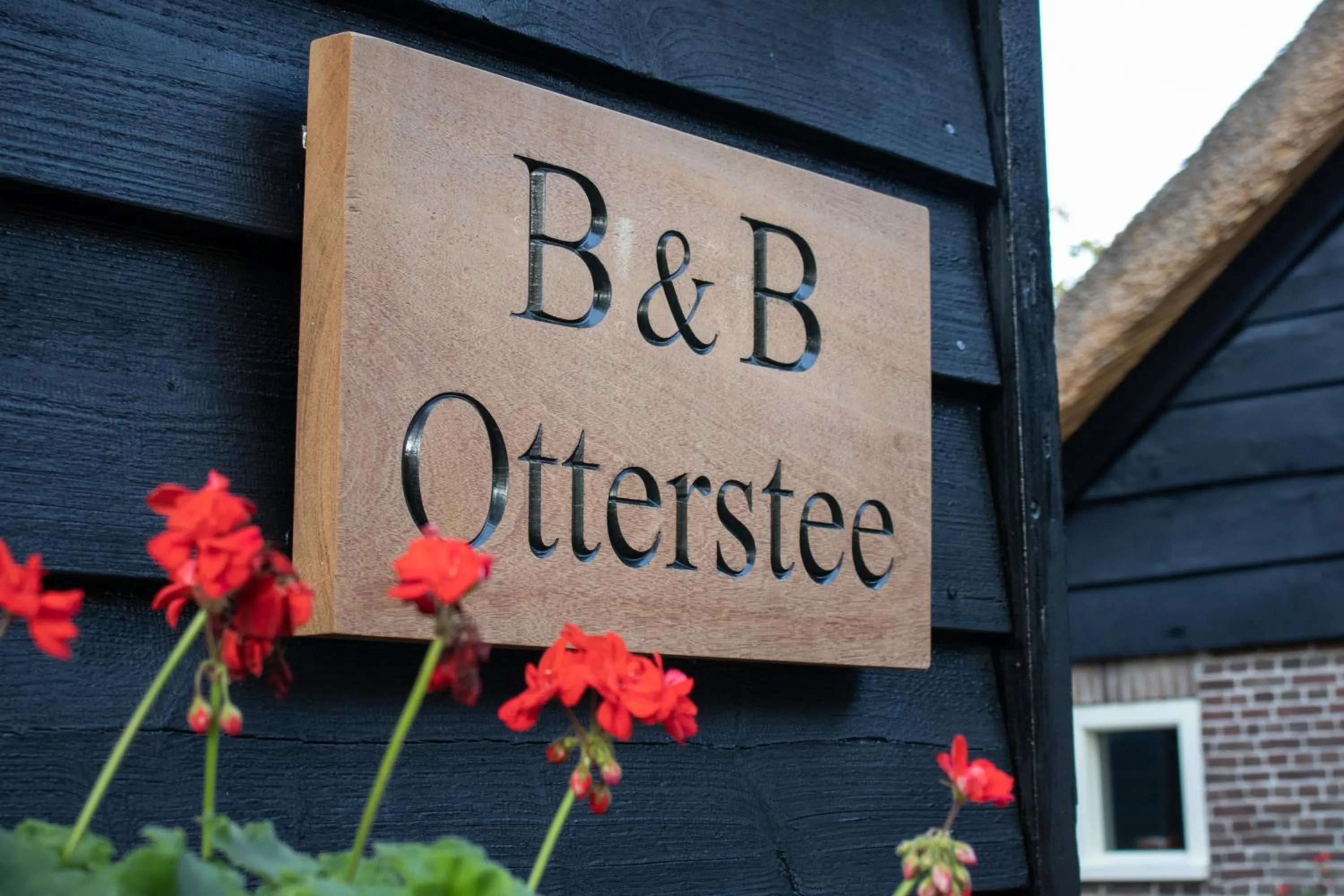 Property logo or sign in B&B Otterstee