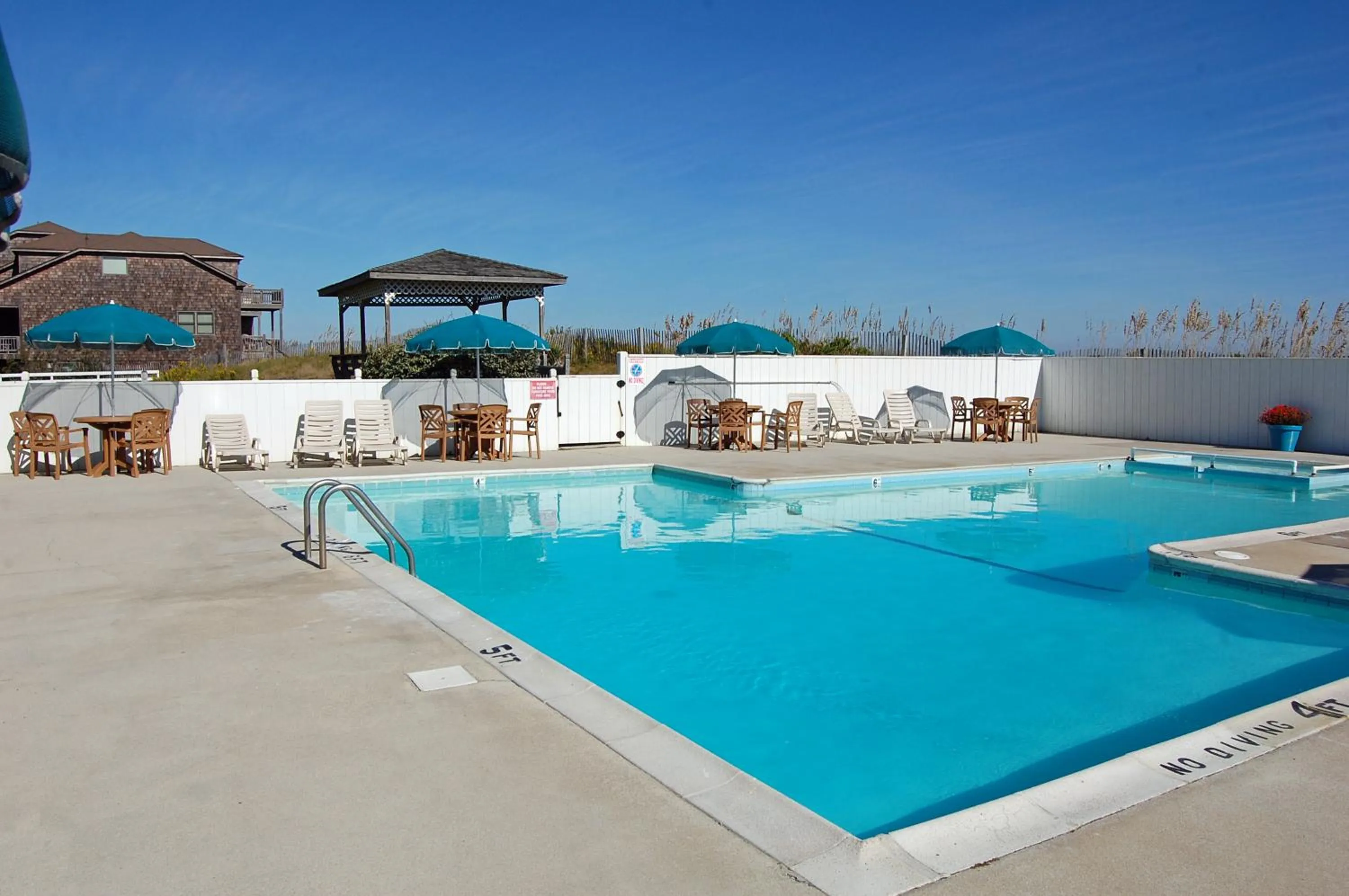  in Mariner Inn And Suites