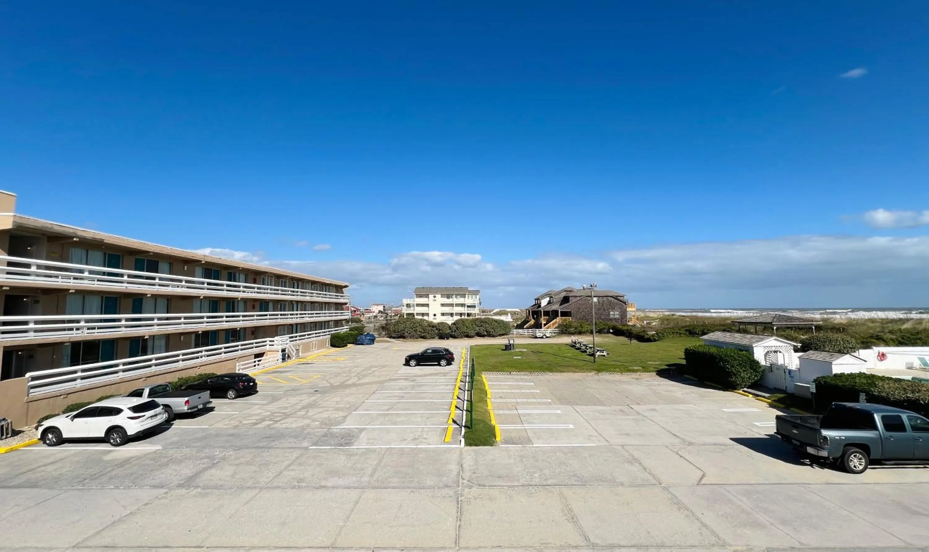 Property building in Mariner Inn And Suites