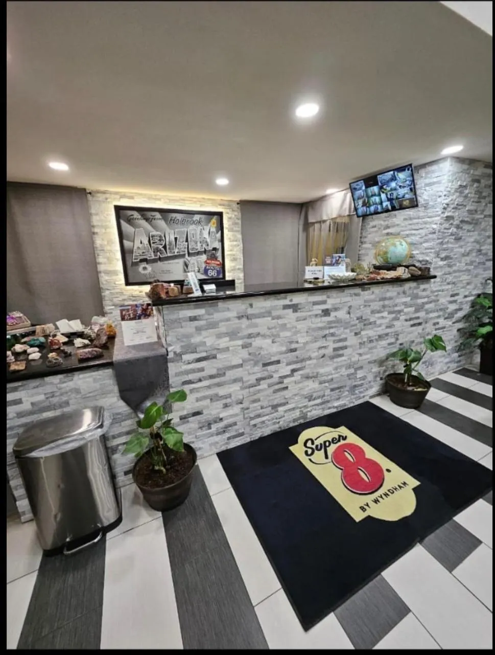 Lobby or reception in Super 8 by Wyndham Holbrook
