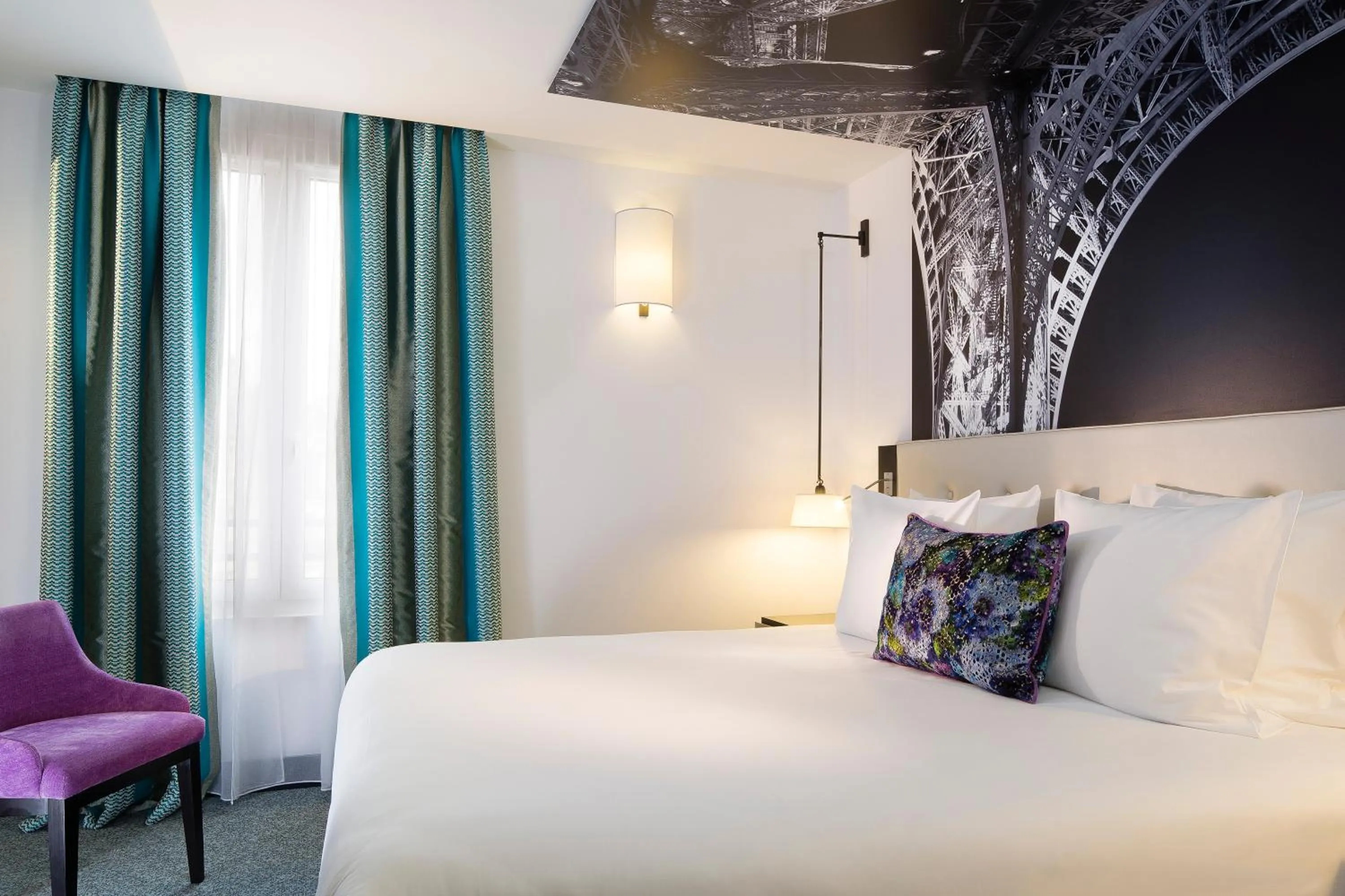 Bed in Hôtel Gustave