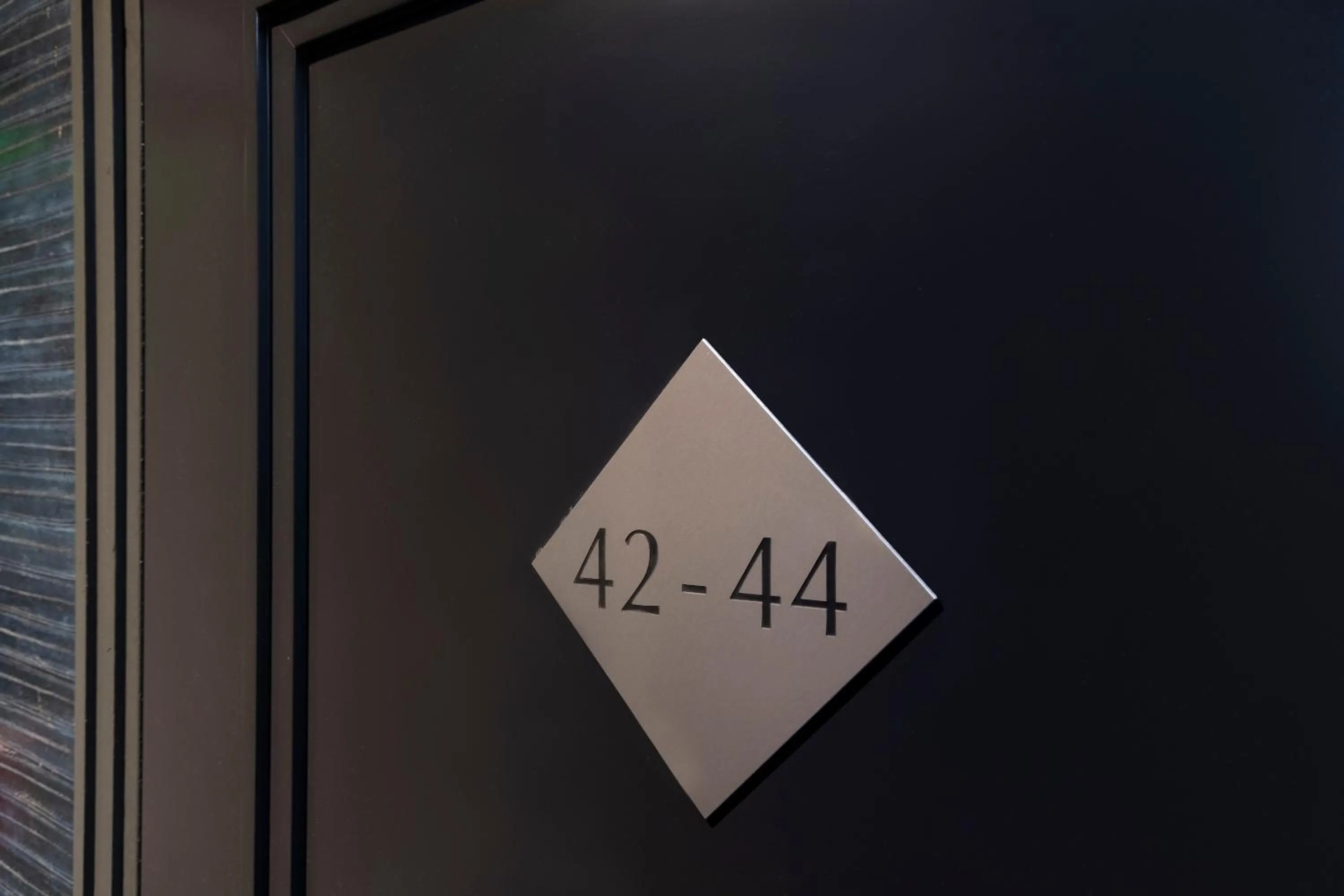 Decorative detail in Hôtel Gustave