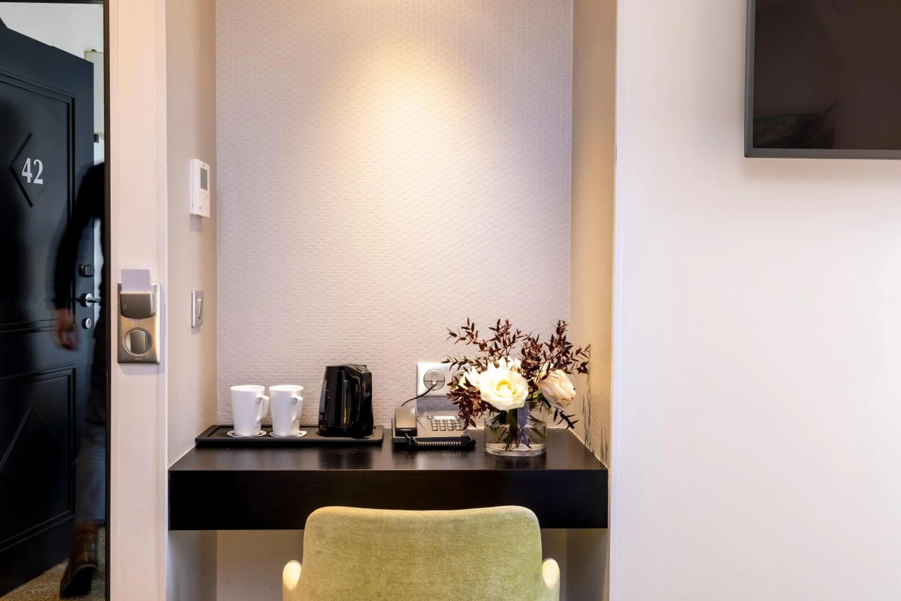 Coffee/tea facilities in Hôtel Gustave