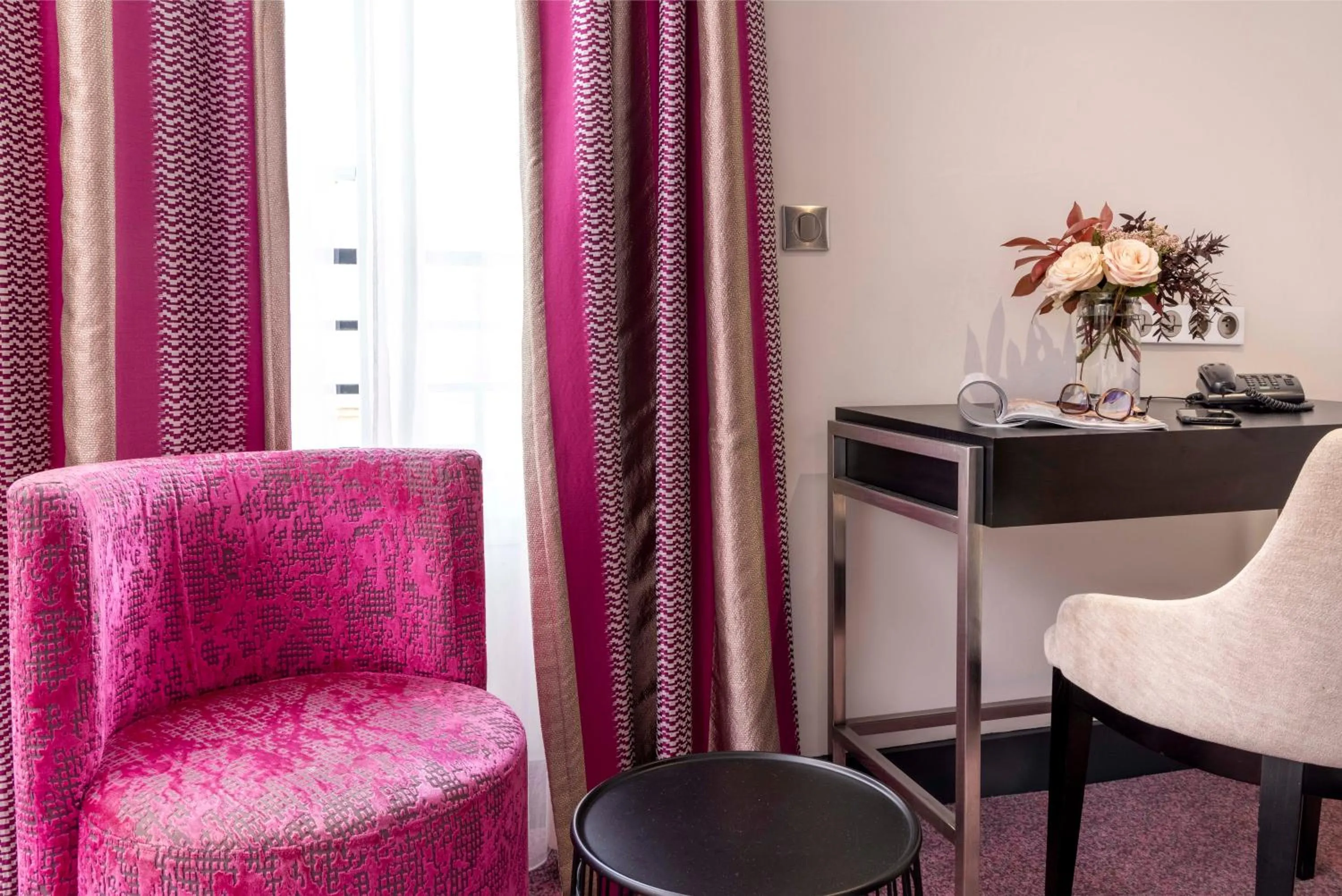 Bedroom in Hôtel Gustave