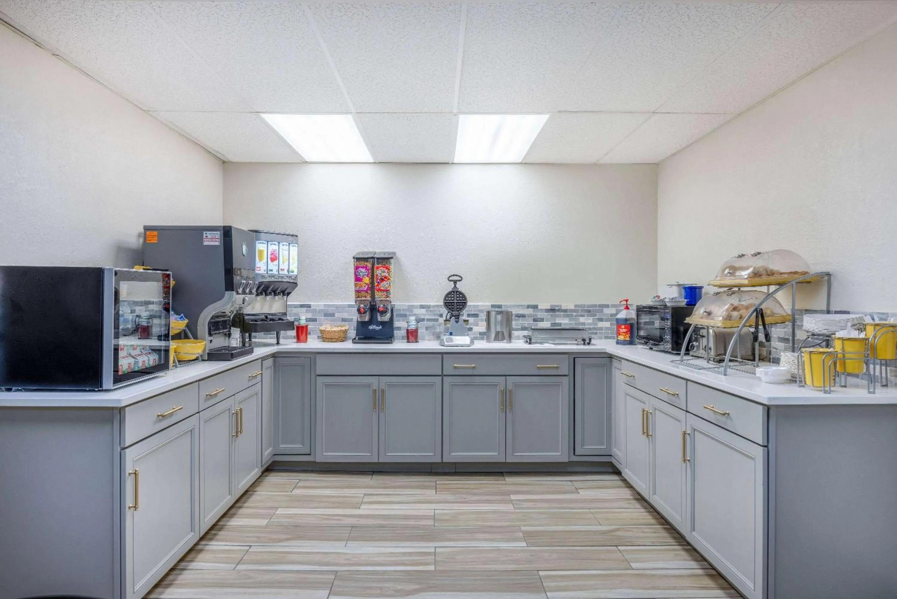 Breakfast in Wingate by Wyndham Butte City Center