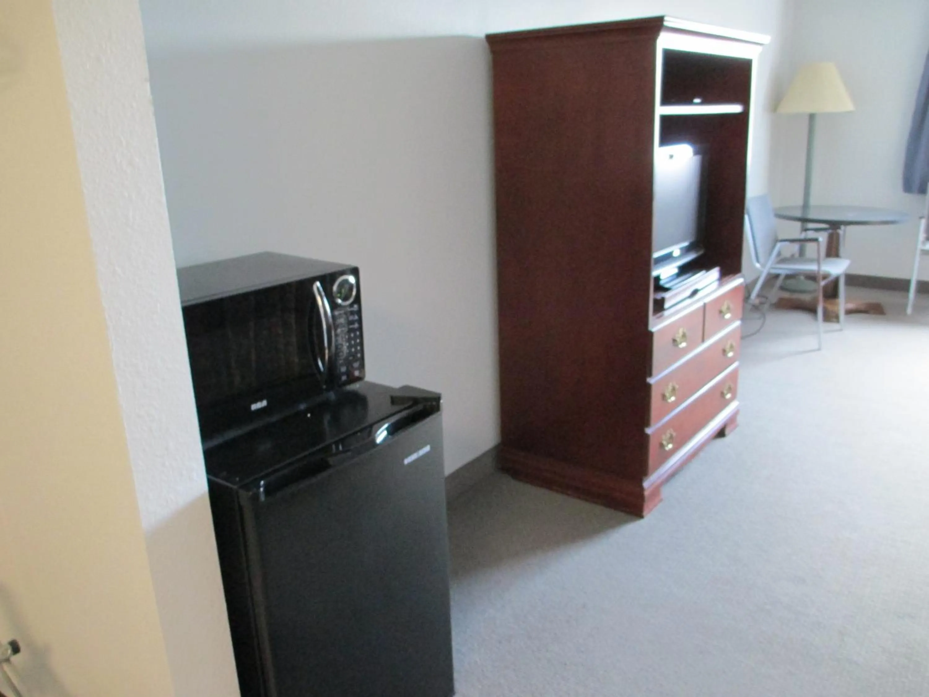 Bedroom in Americas Best Value Inn Billings