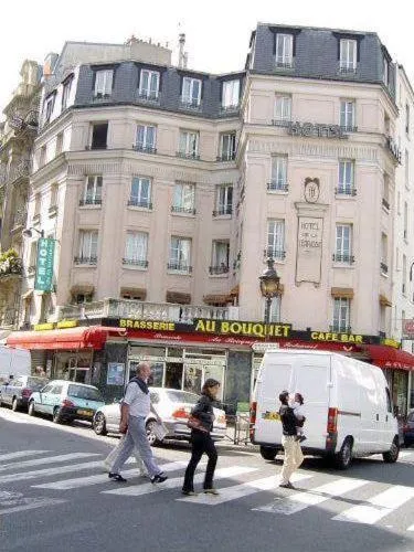 Facade/entrance in Hôtel de la Terrasse