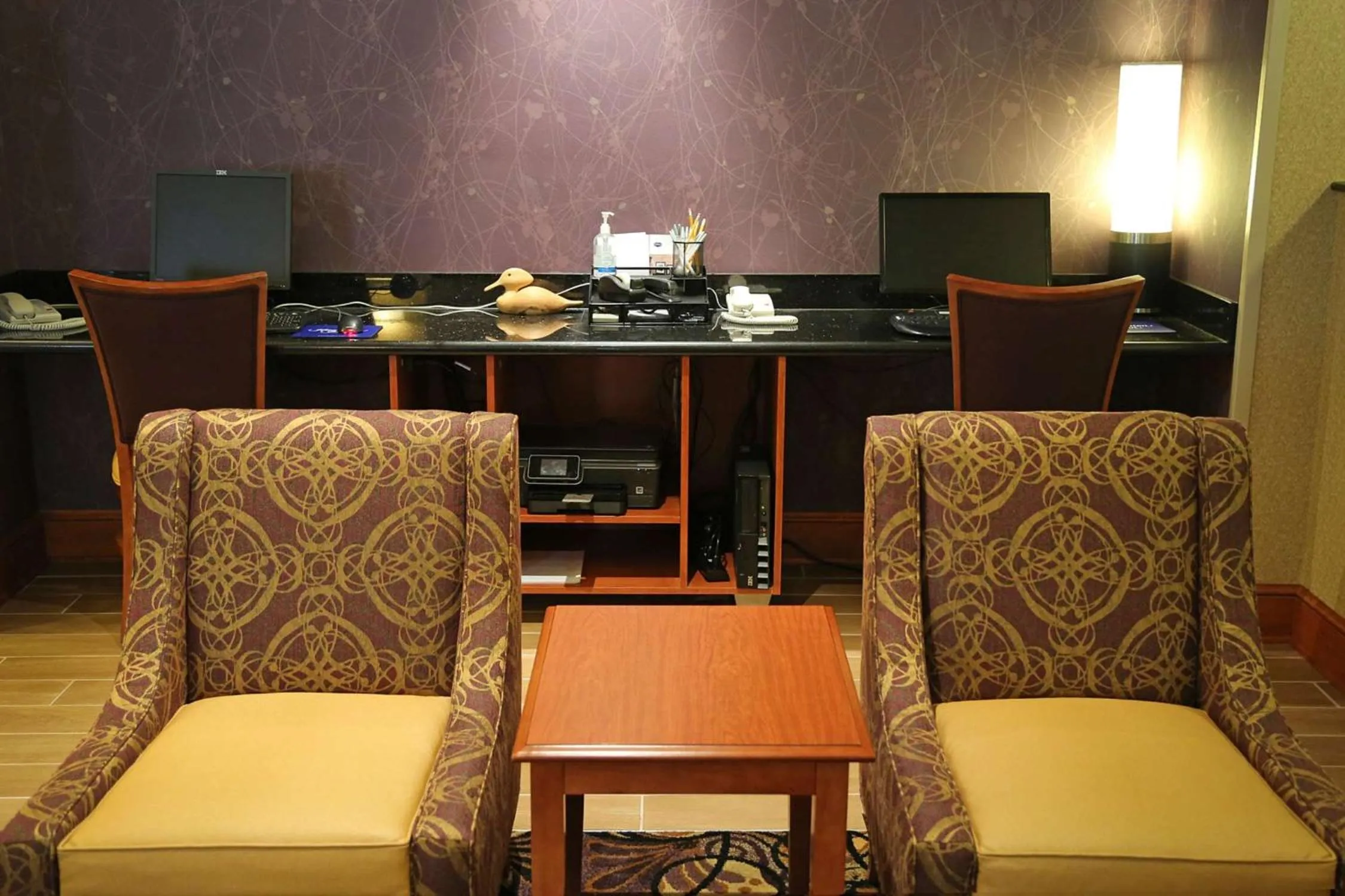 Business facilities in Hampton Inn Easton