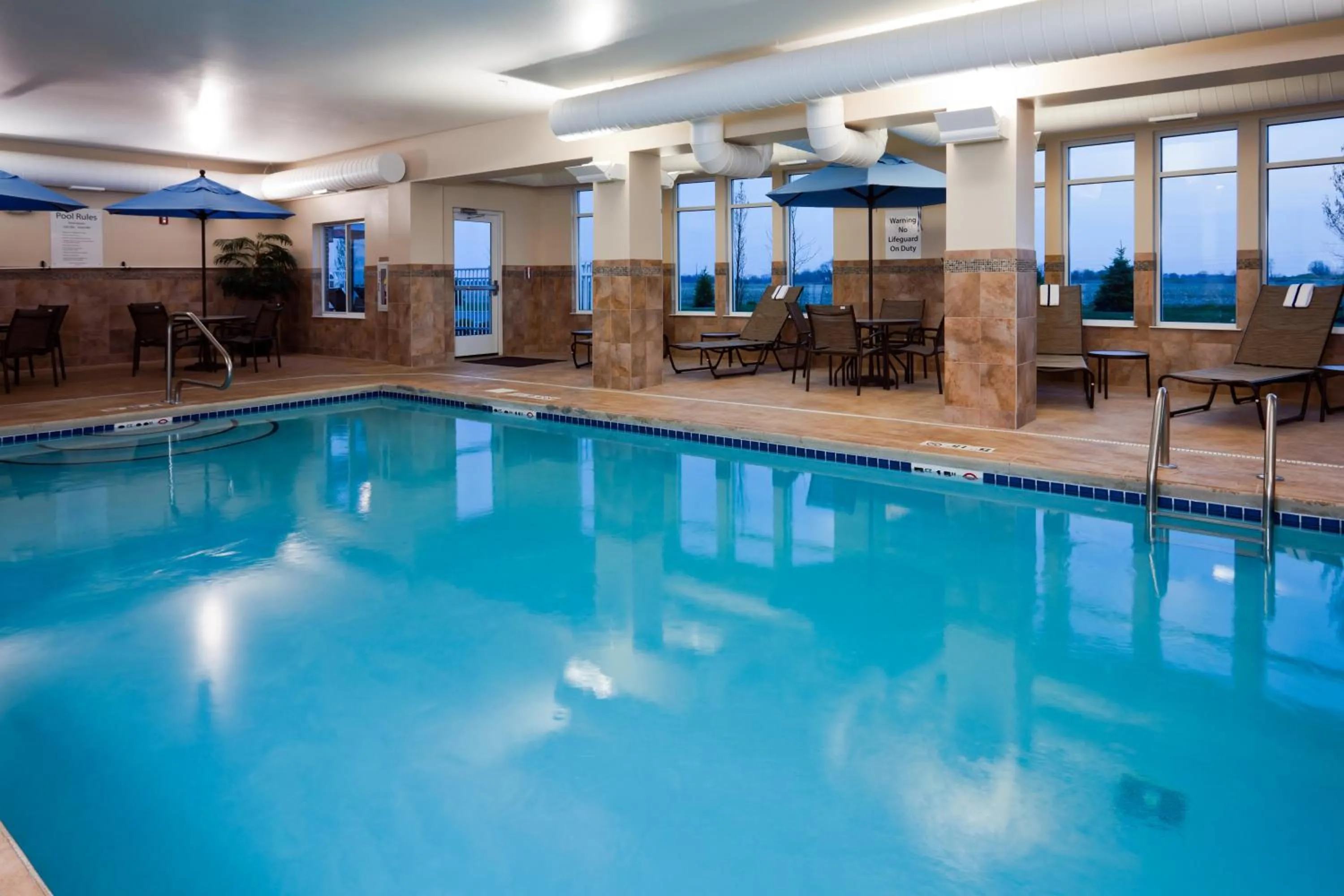 Swimming pool in Holiday Inn Express Washington Court House by IHG