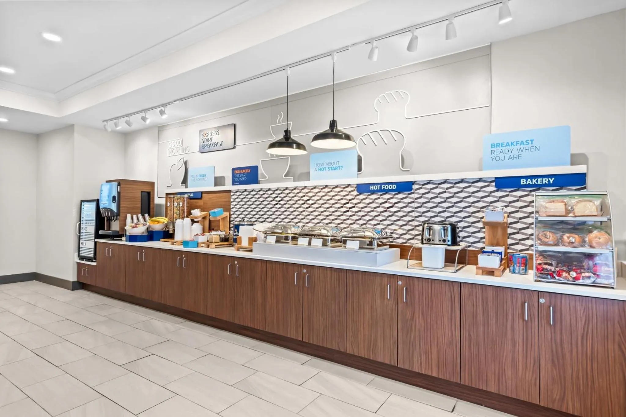 Breakfast in Holiday Inn Express Washington Court House by IHG