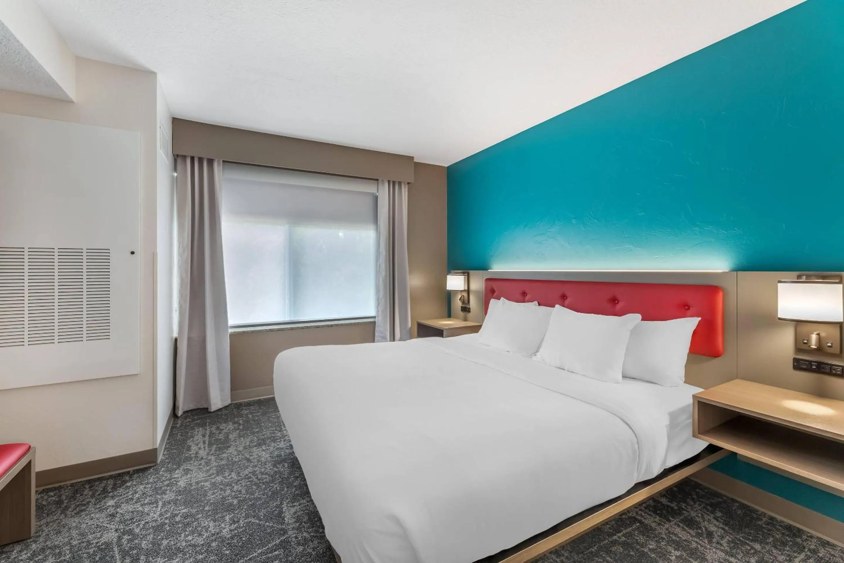 Bedroom, Bed in Comfort Inn & Suites Dover