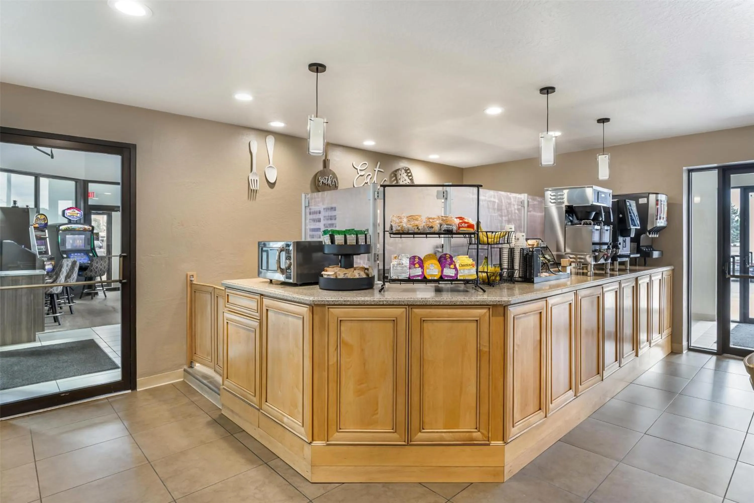 Breakfast in Best Western Plus Great Northern Inn