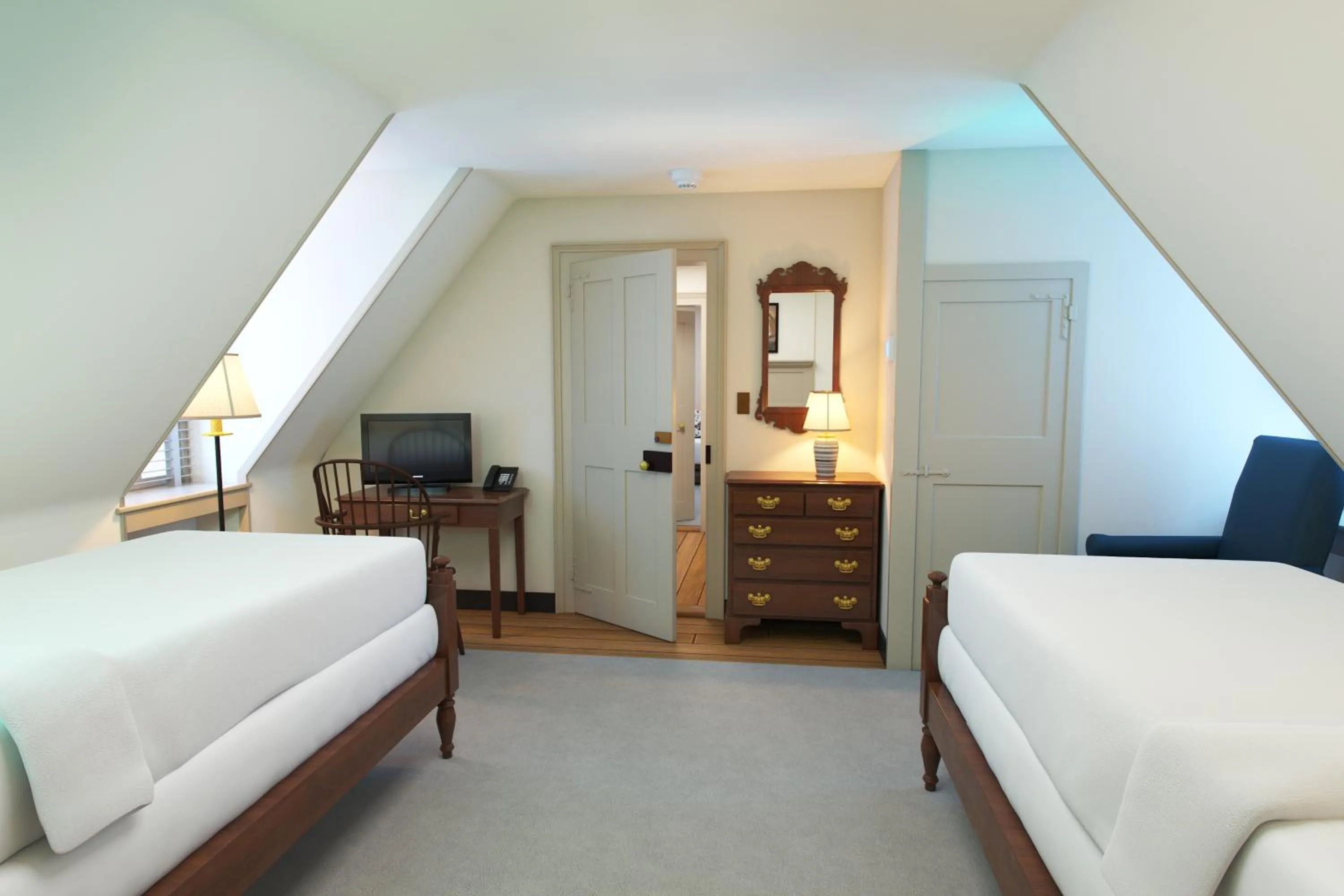 Bedroom, Bed in Colonial Houses, an official Colonial Williamsburg Hotel