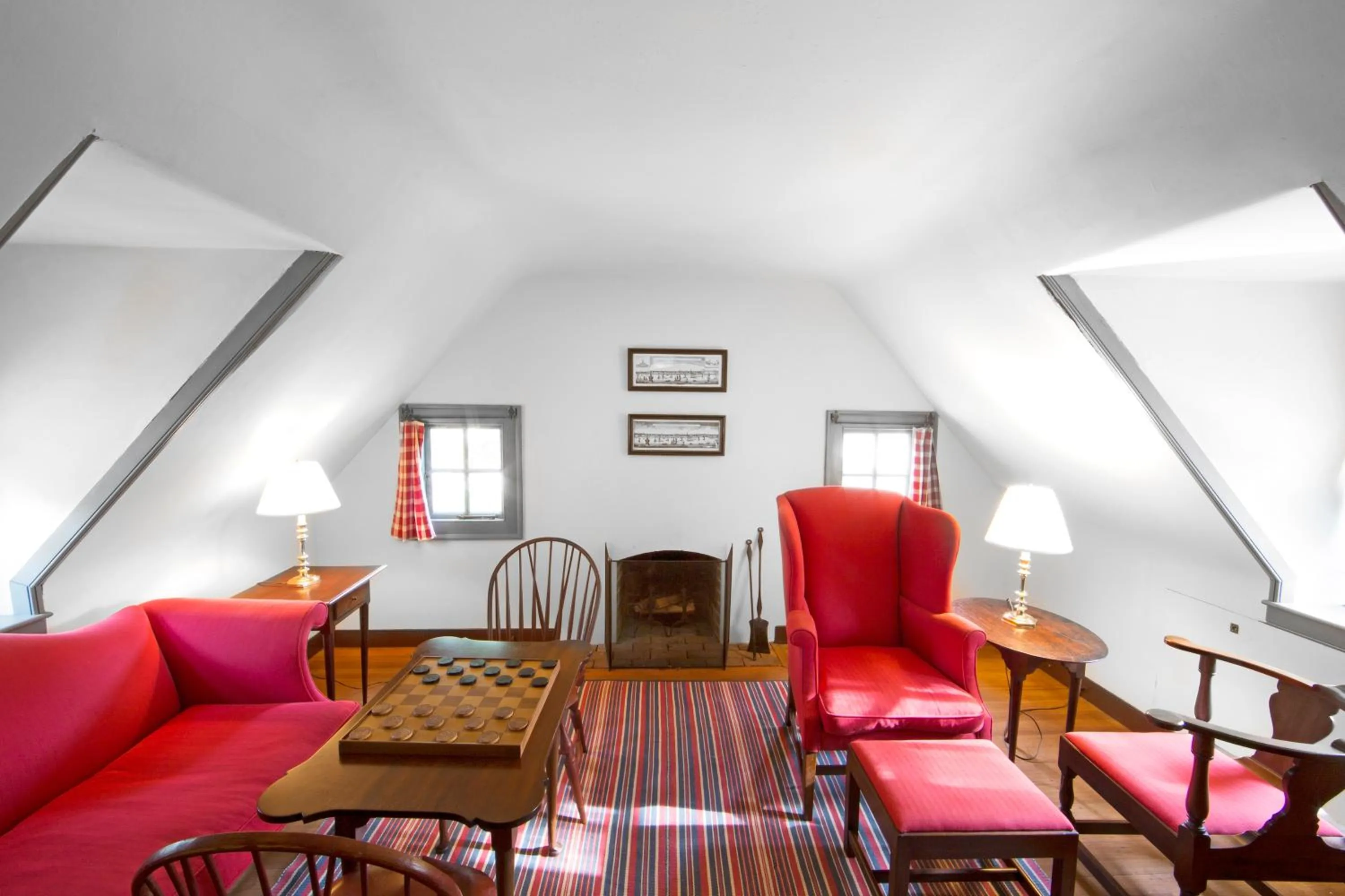 Seating area in Colonial Houses, an official Colonial Williamsburg Hotel