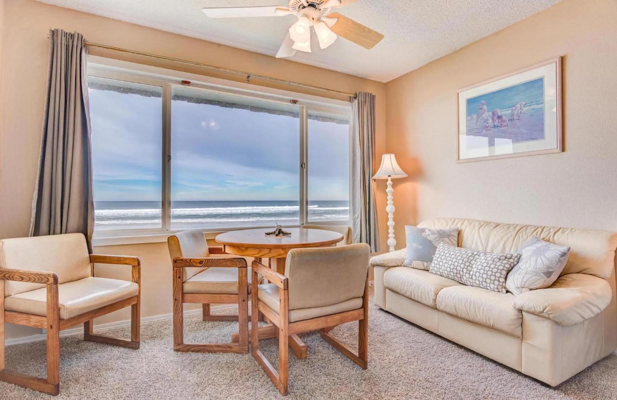 Living room in Sea Gypsy Rentals