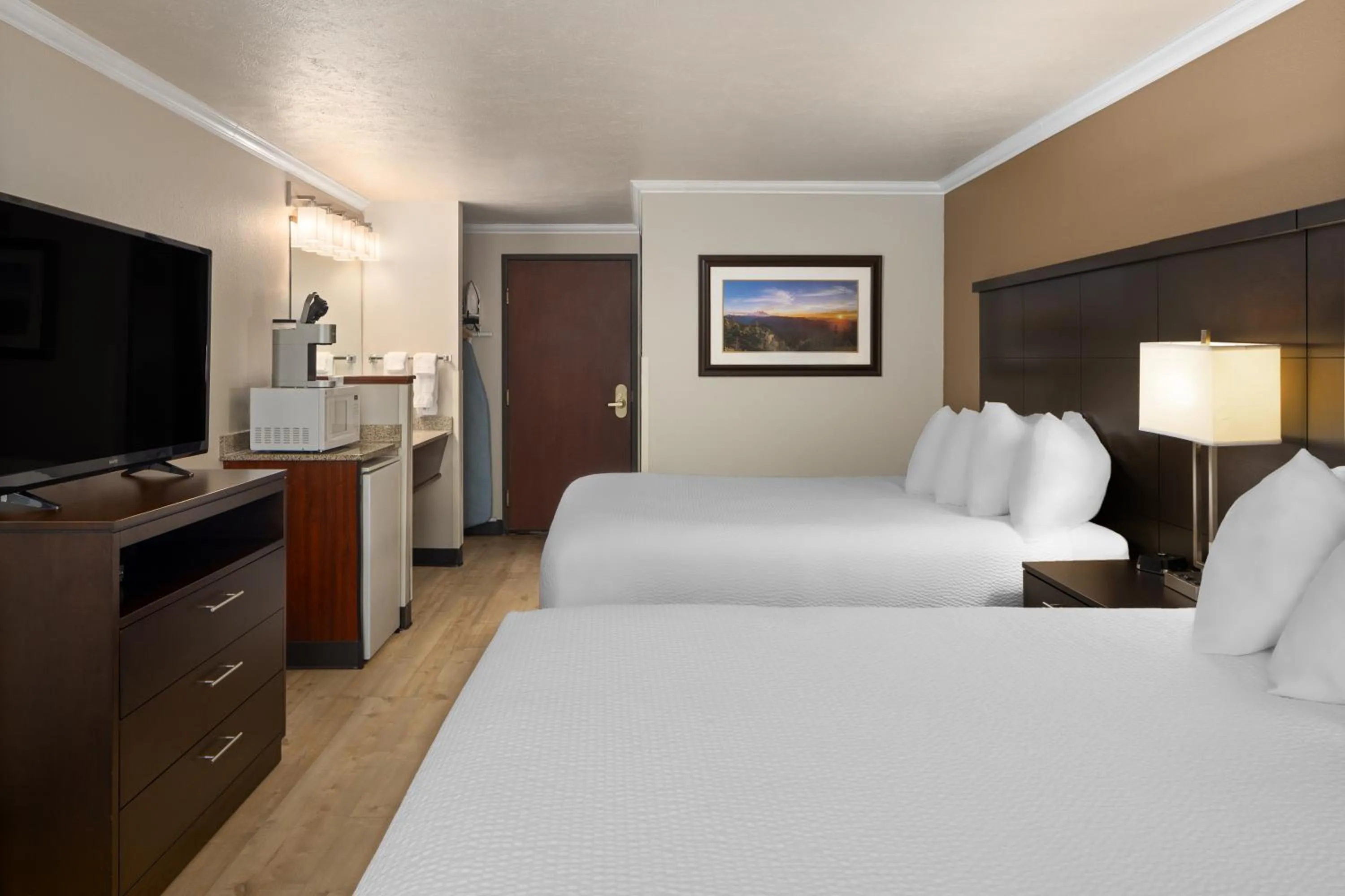 Bed in Ramada by Wyndham Moses Lake