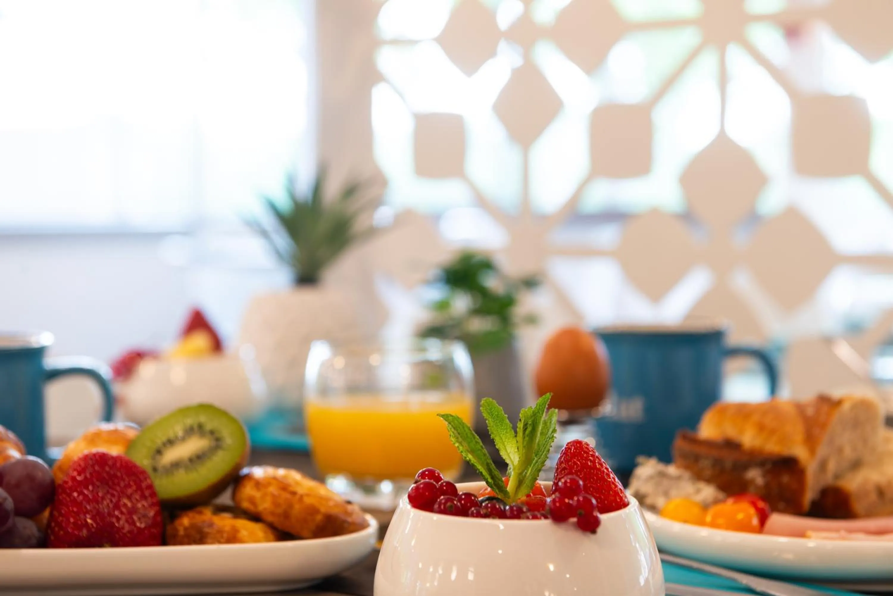 Breakfast in Kyriad Hotel Lyon Givors