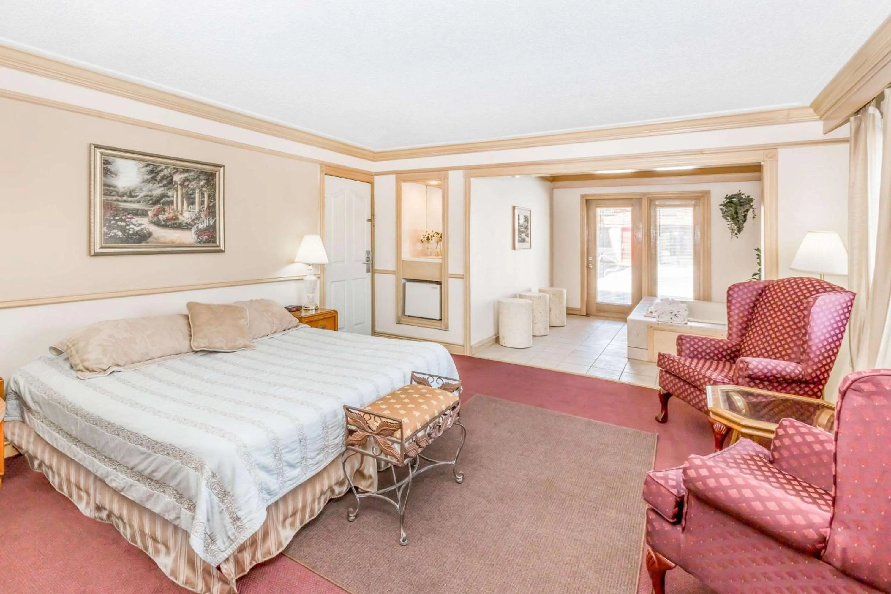 Photo of the whole room, Bed in Knights Inn & Suites South Sioux City