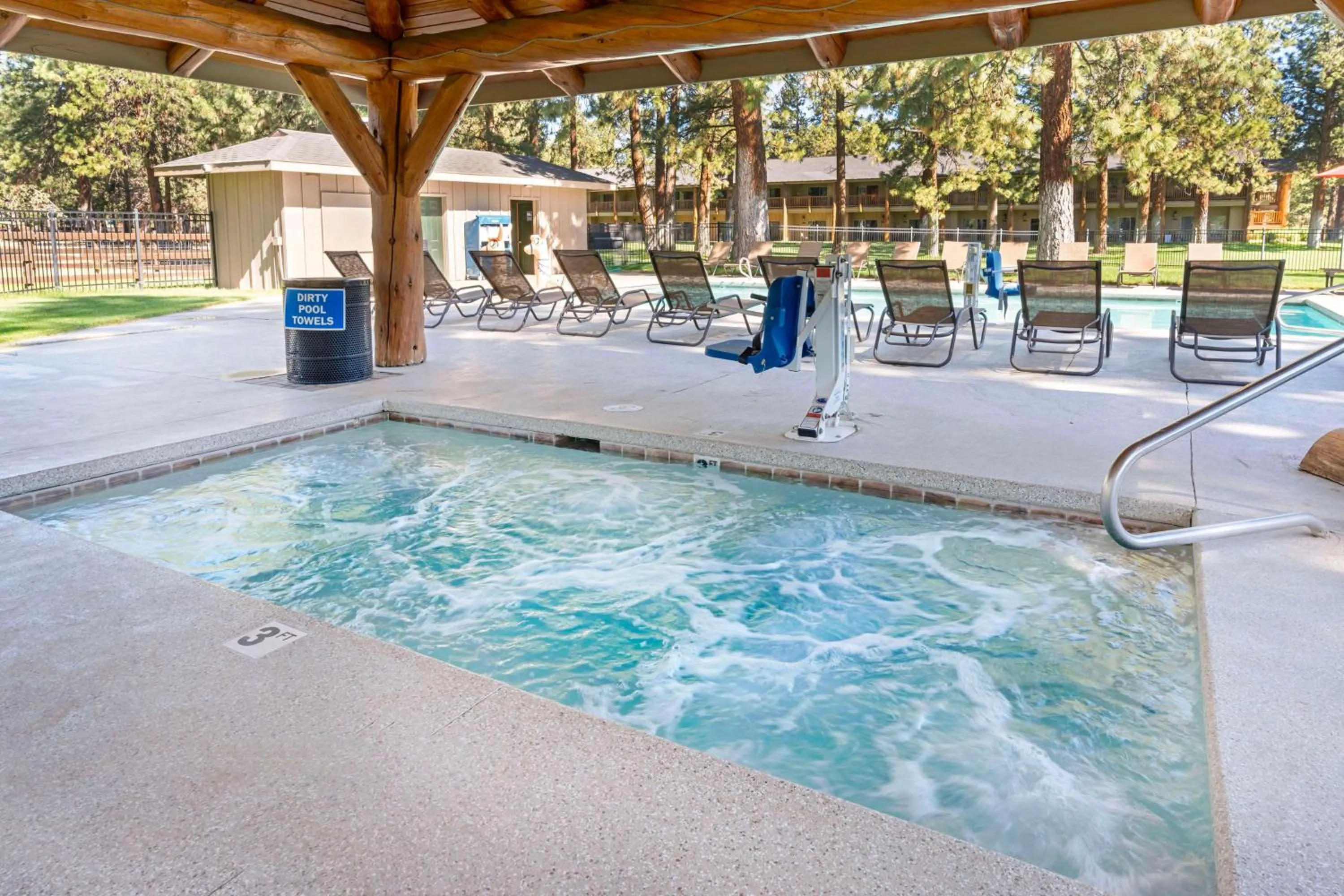 Pool view in Best Western Ponderosa Lodge