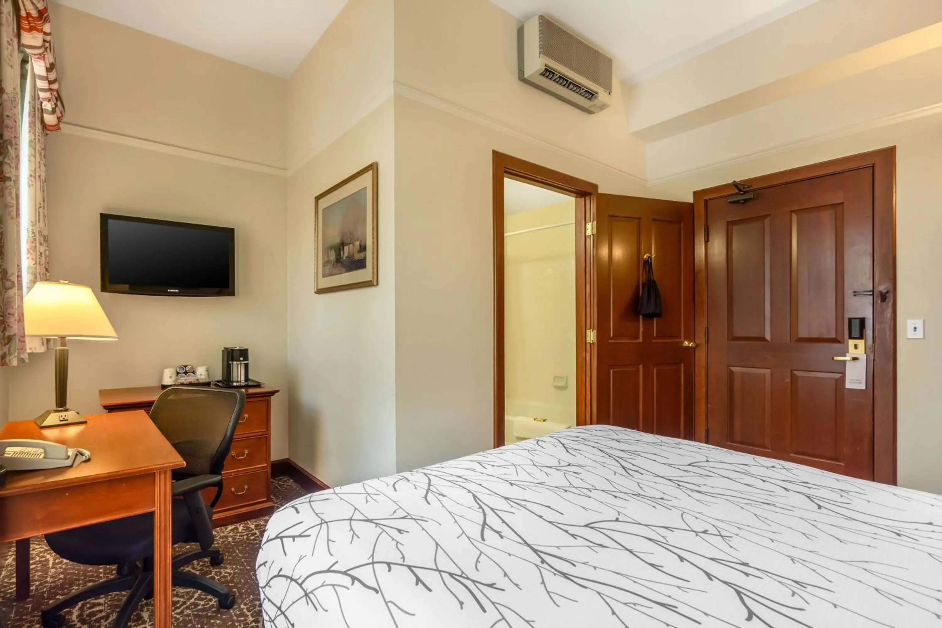 Bedroom, Bed in Best Western Plus Pioneer Square Hotel Downtown