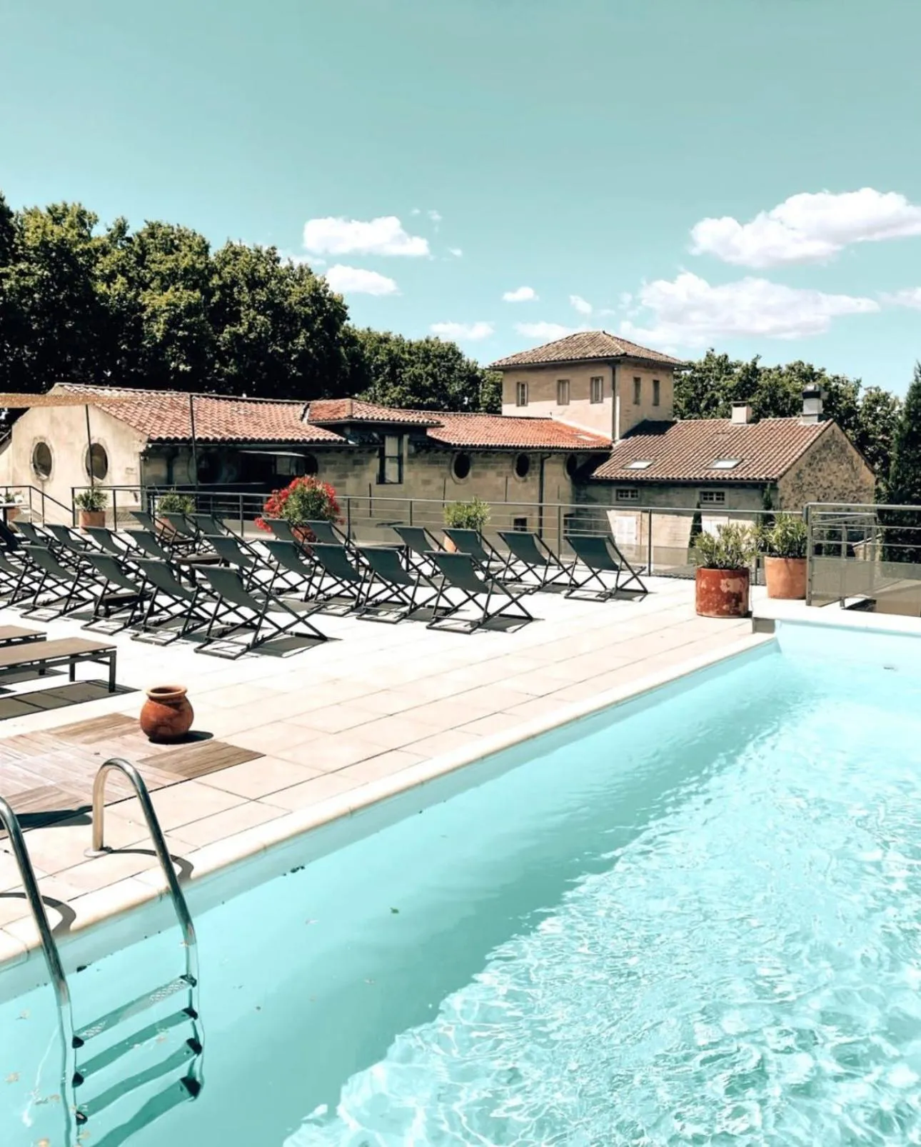 Swimming pool in Hôtel Cloitre Saint Louis Avignon