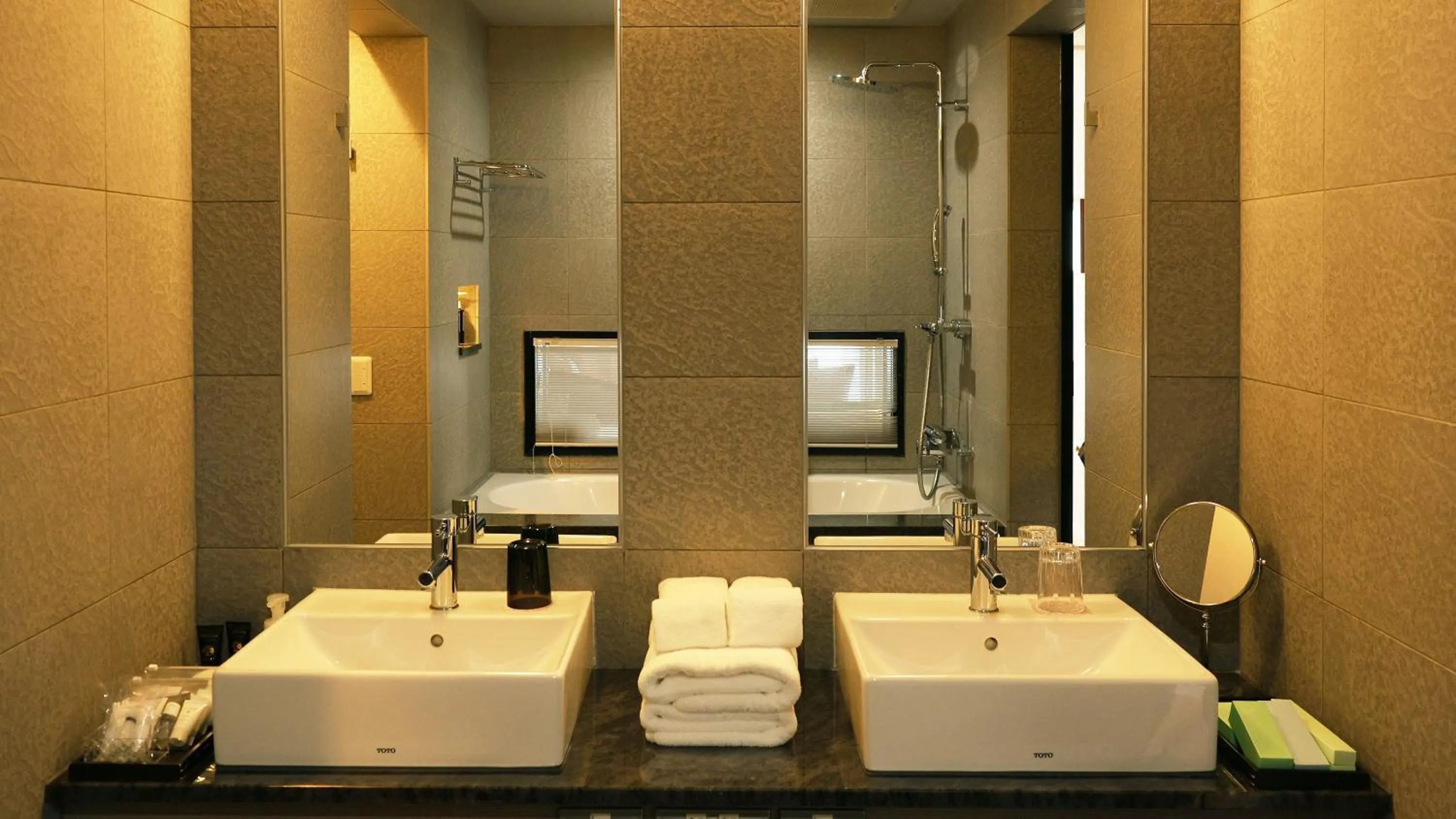 Photo of the whole room in the salon 伊豆高原 Hotels & Resort