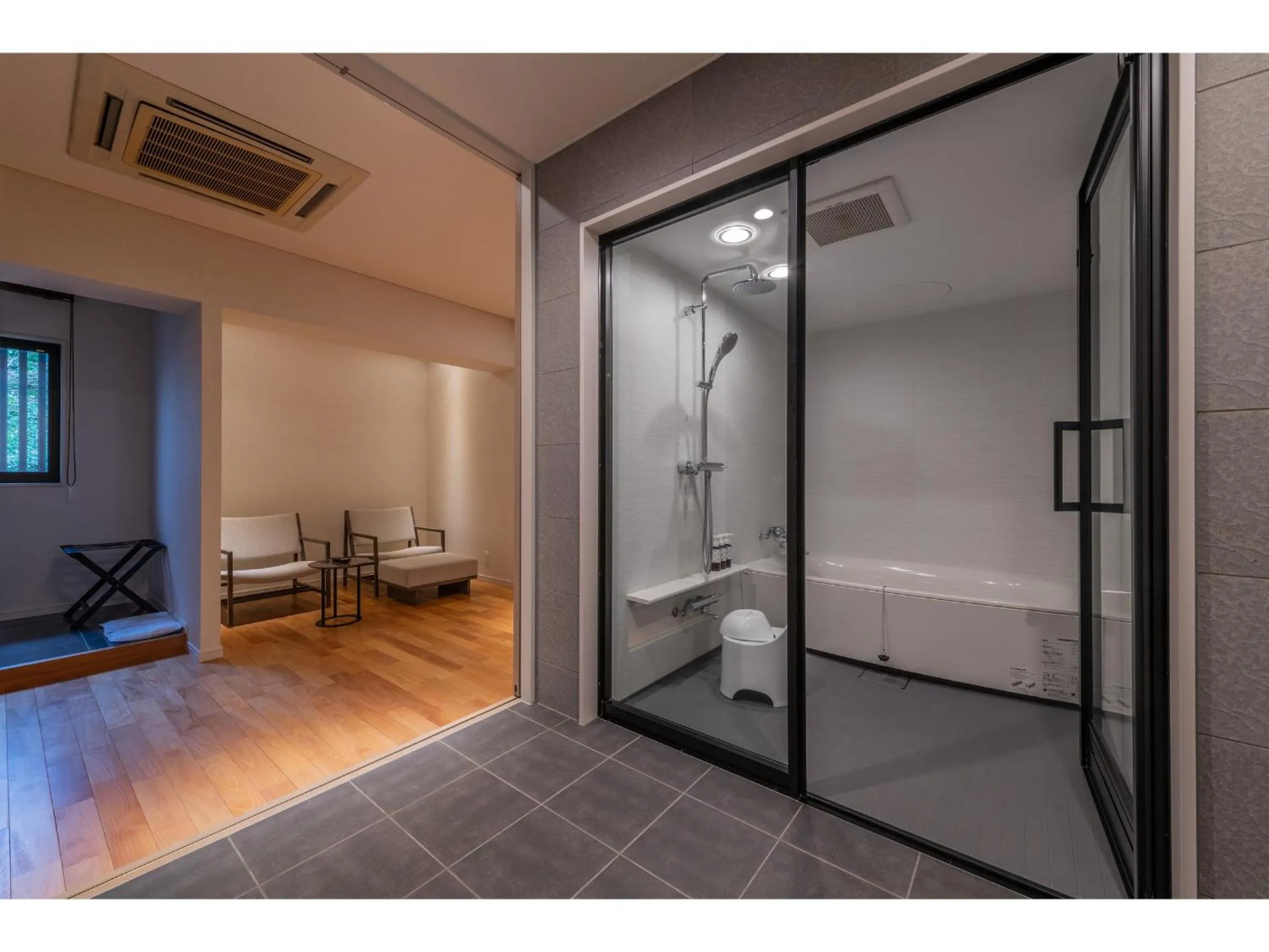 Shower in the salon 伊豆高原 Hotels & Resort