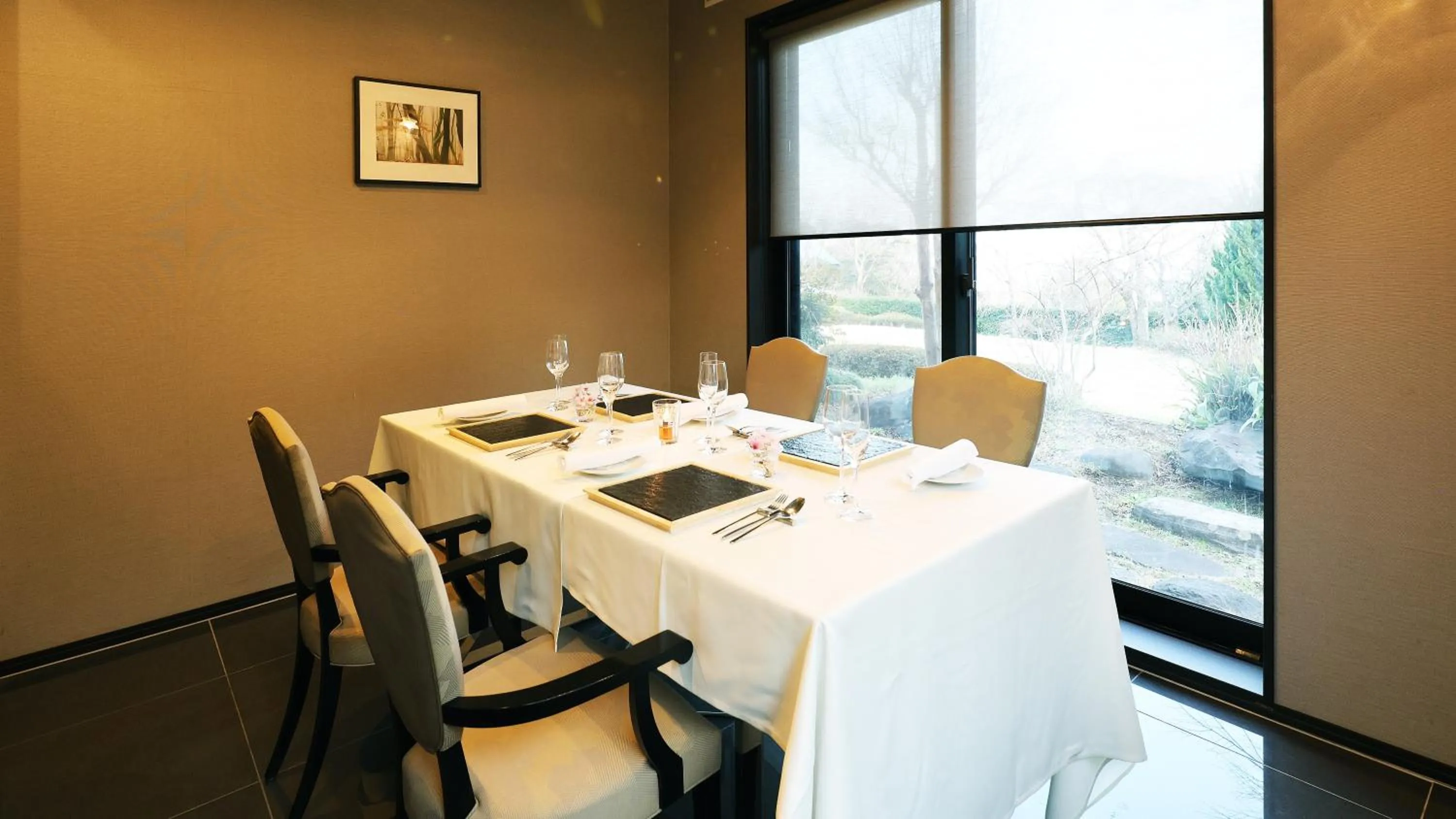 Restaurant/places to eat in the salon 伊豆高原 Hotels & Resort