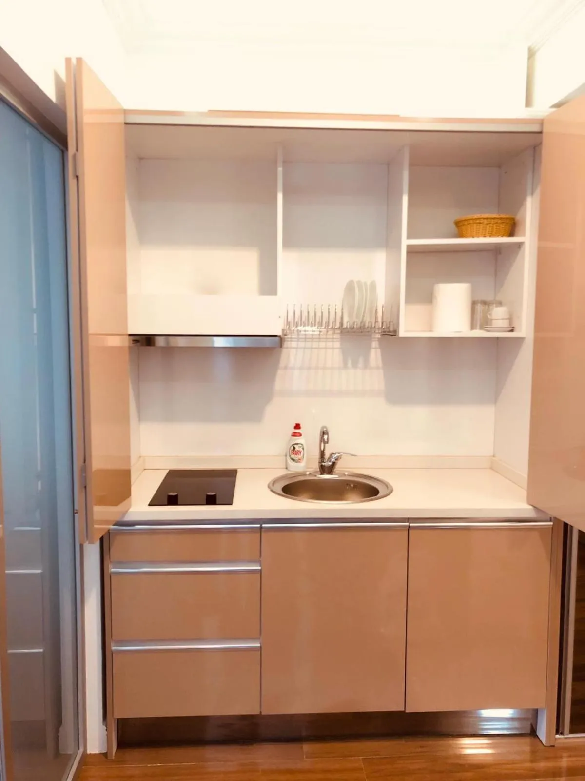 White Tower Mamaia Apartament