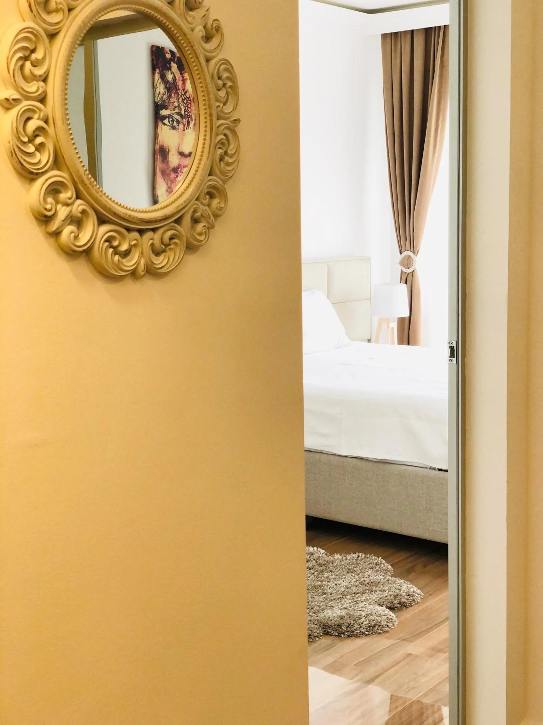 White Tower Mamaia Apartament