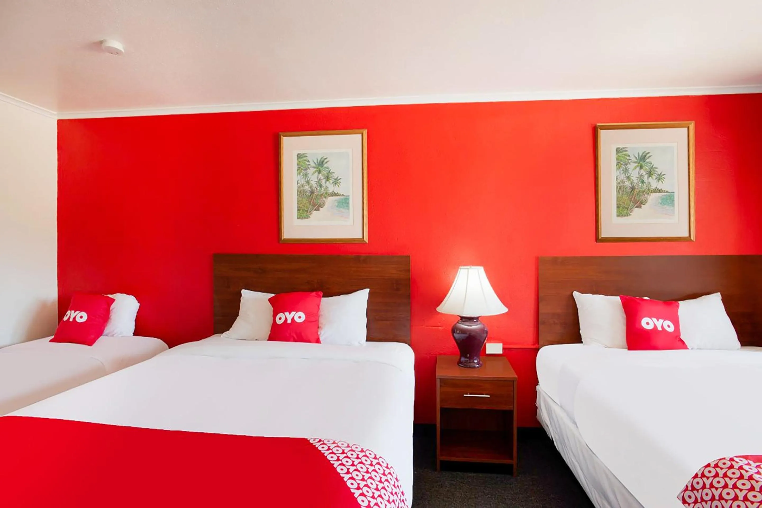 Bedroom in Capital O Padre Island Corpus Christi