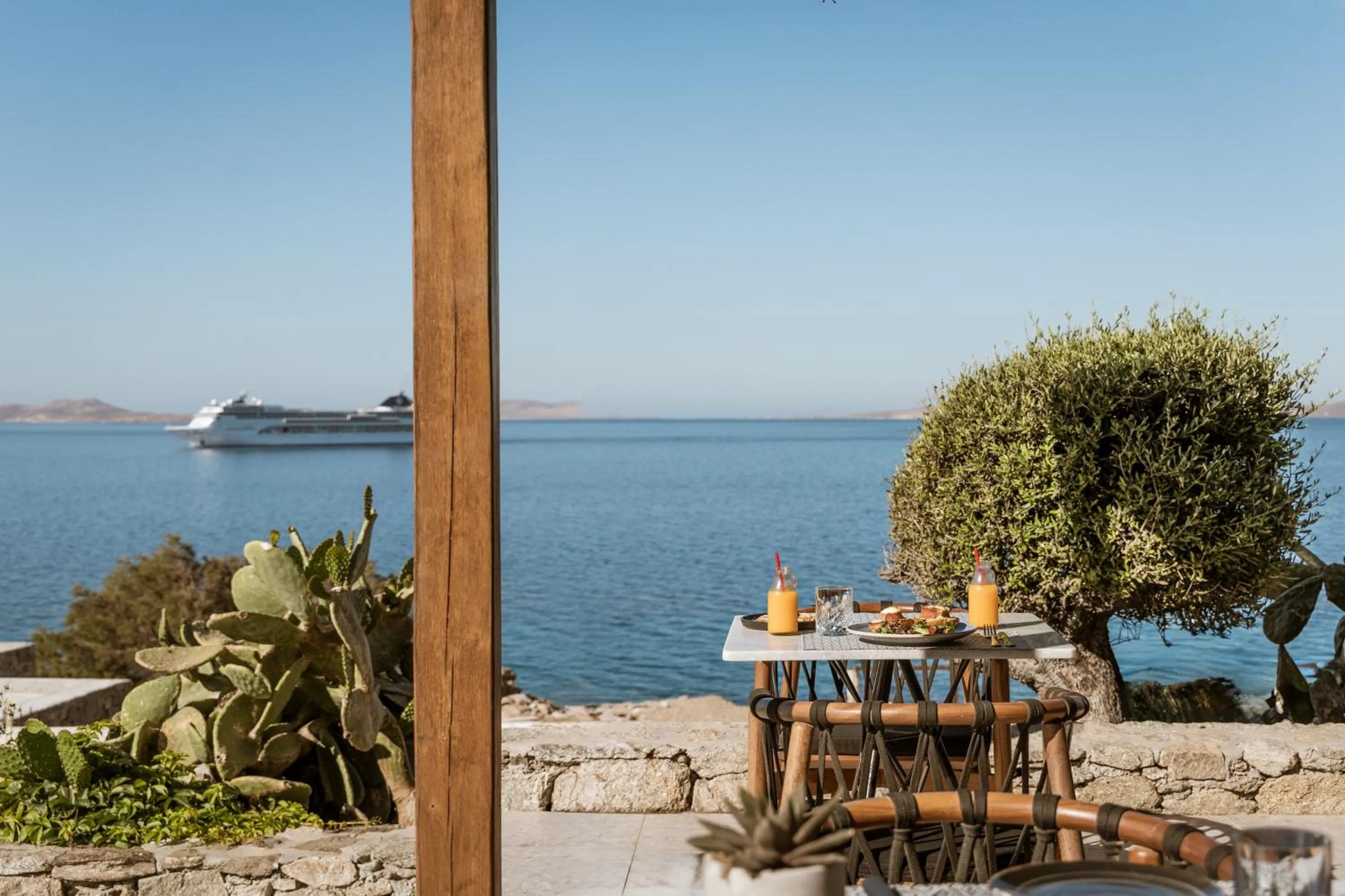 Patio in Mykonos Soul Luxury Suites