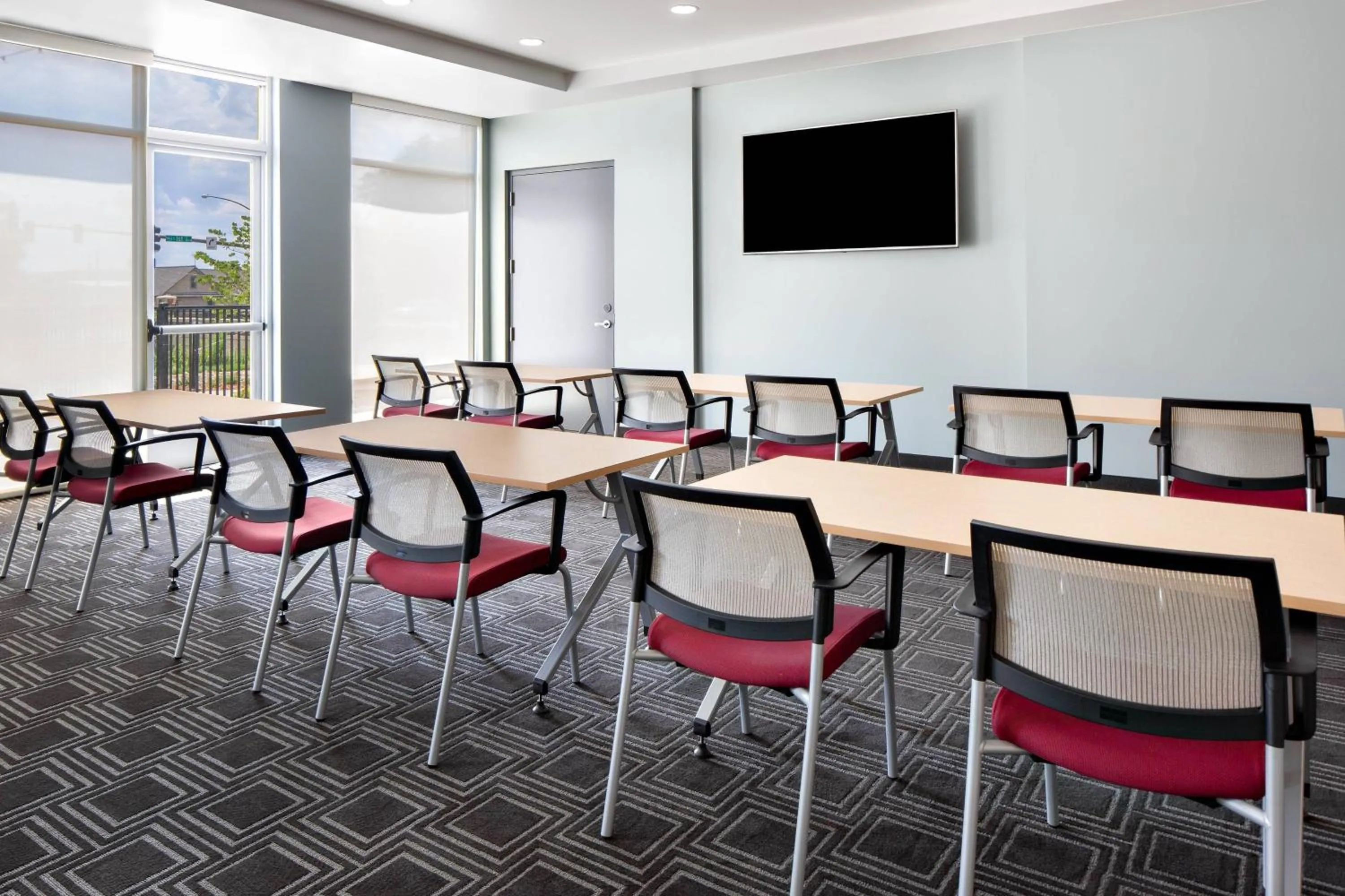 Meeting/conference room in TownePlace Suites by Marriott Loveland Fort Collins