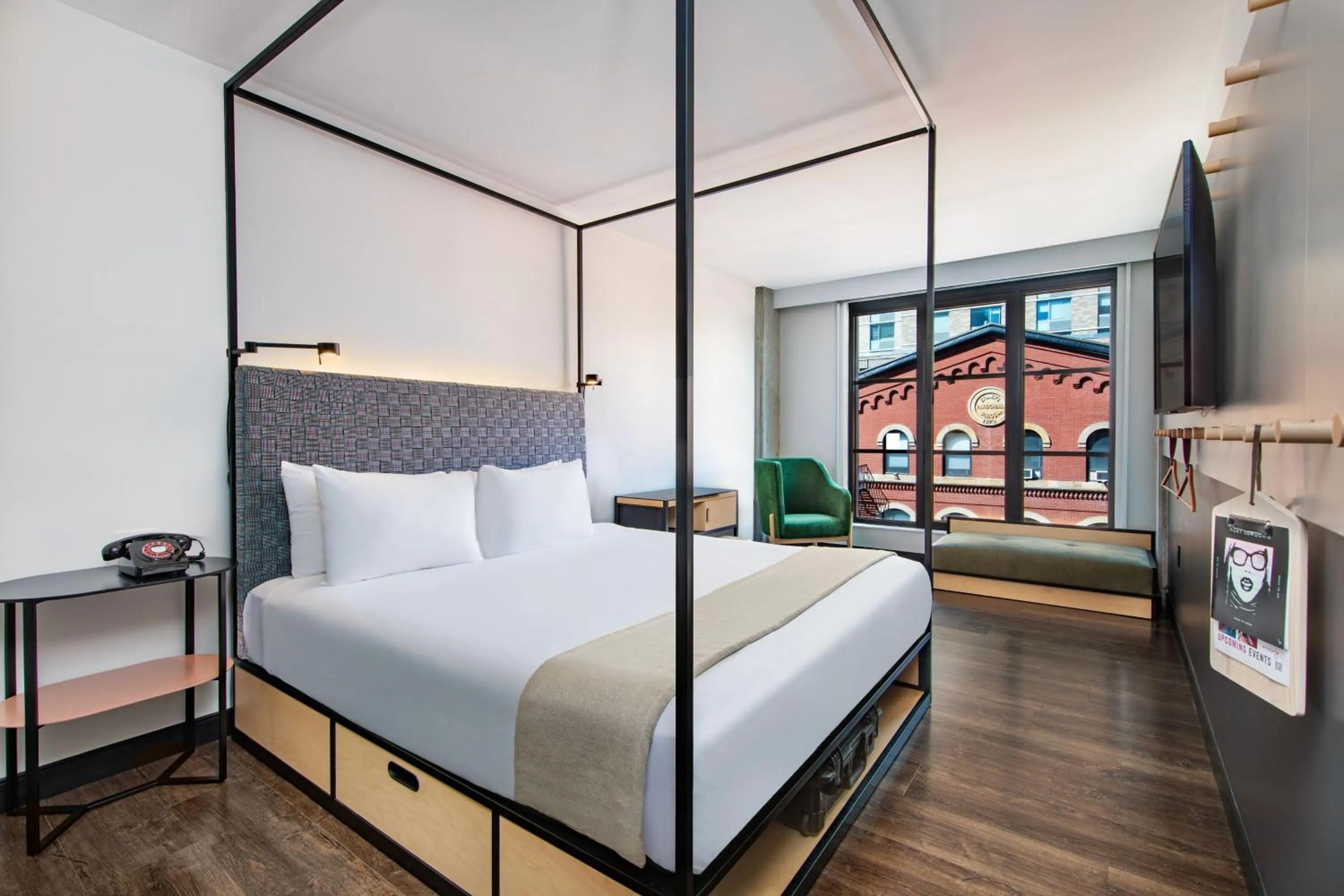 Photo of the whole room, Bed in Moxy NYC East Village