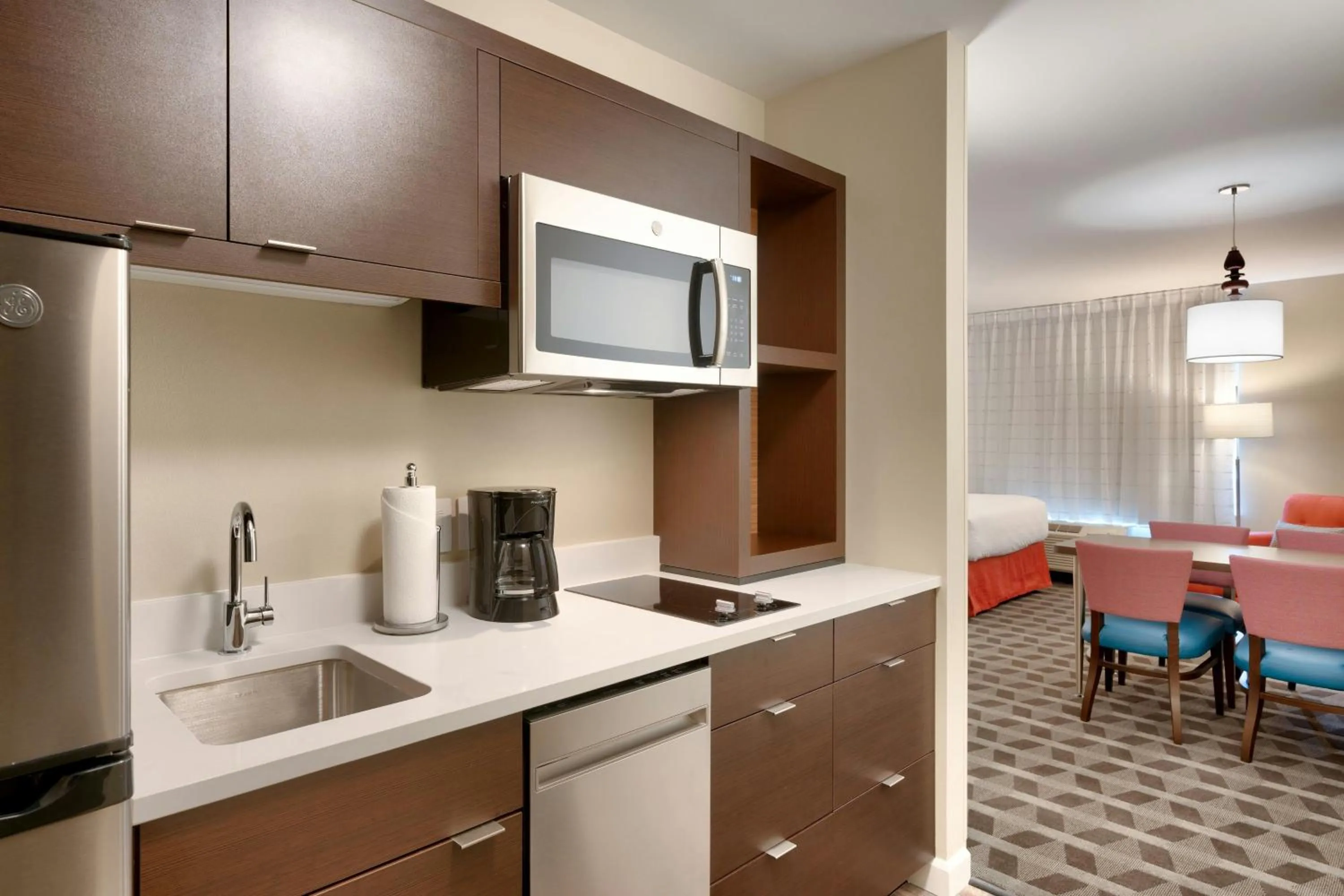 Kitchen or kitchenette in TownePlace Suites by Marriott Salt Lake City Draper