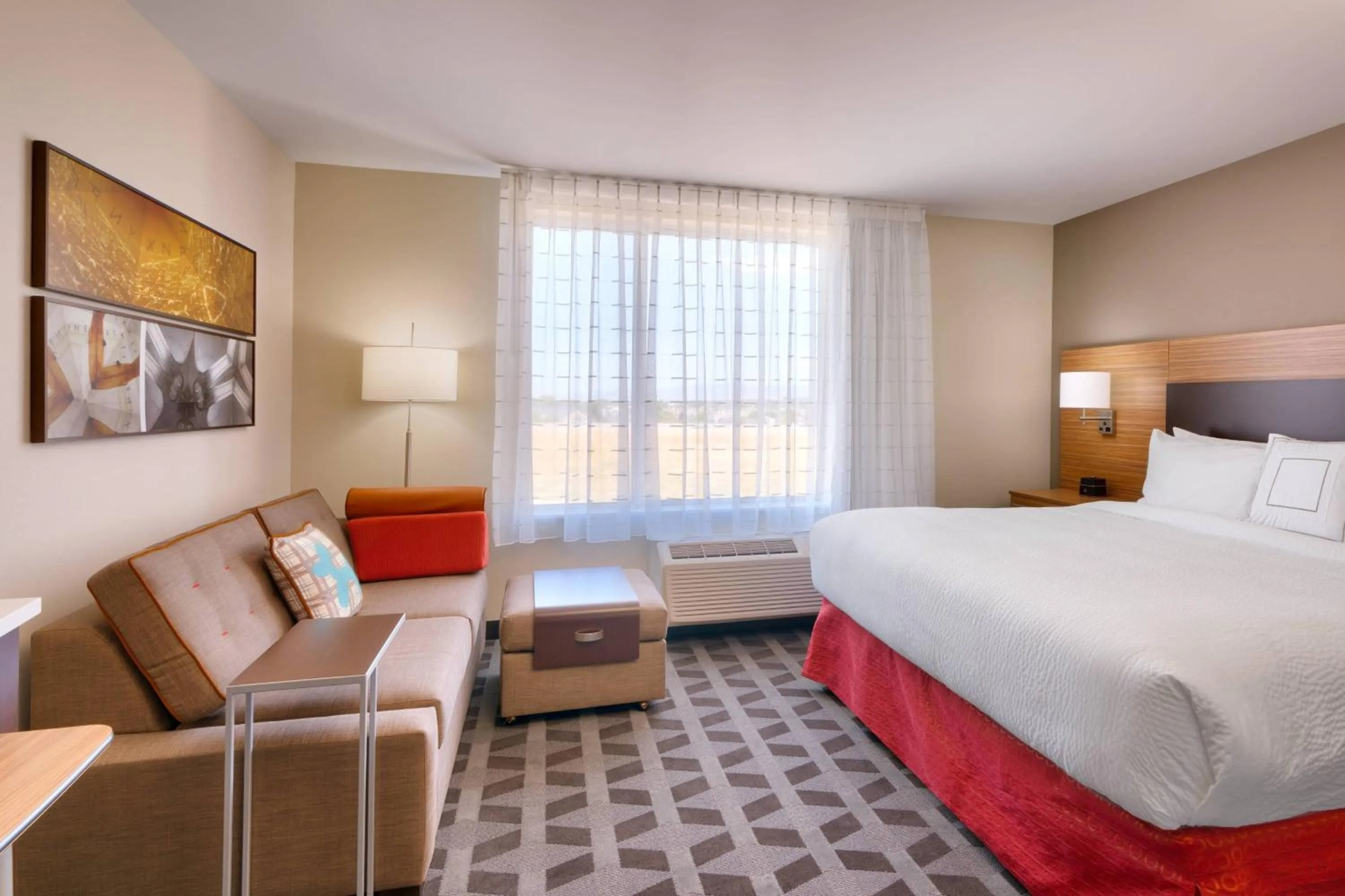 Photo of the whole room, Bed in TownePlace Suites by Marriott Salt Lake City Draper